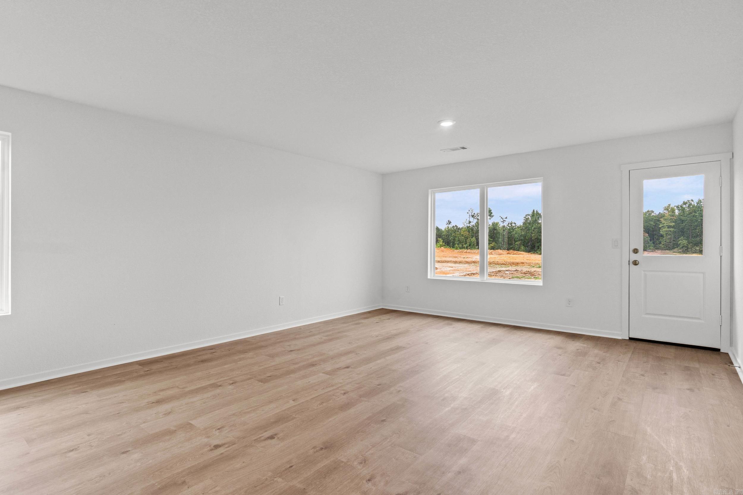 141 Flat Wood Avenue Property Photo 9