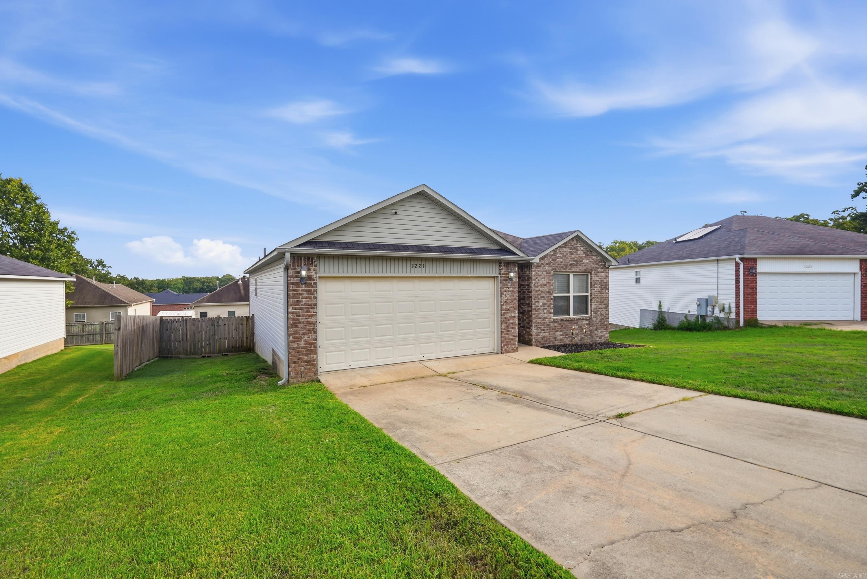 3221 Miracle Heights Cove Property Photo 2