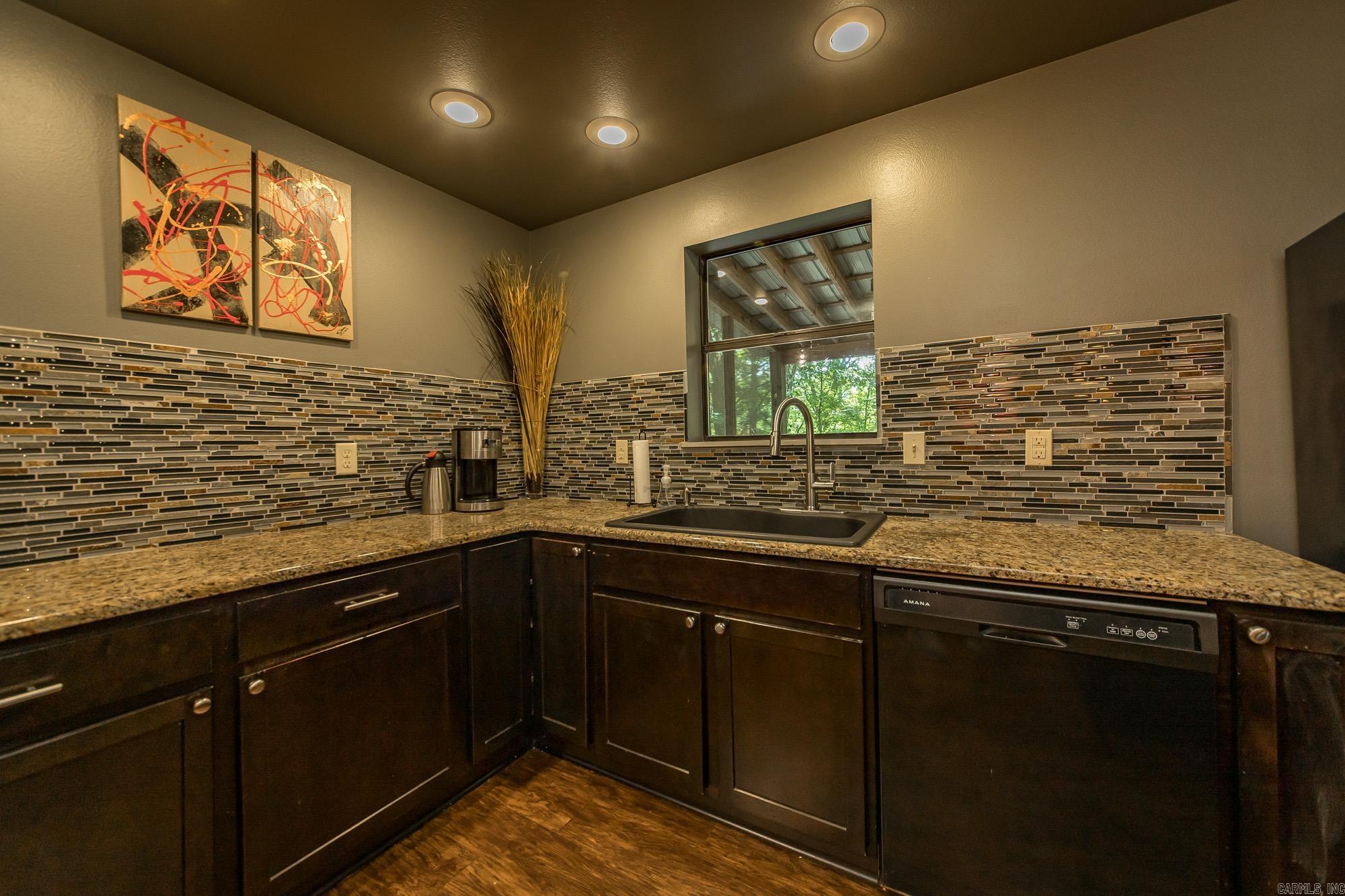 348 Weldon Road Property Photo 7