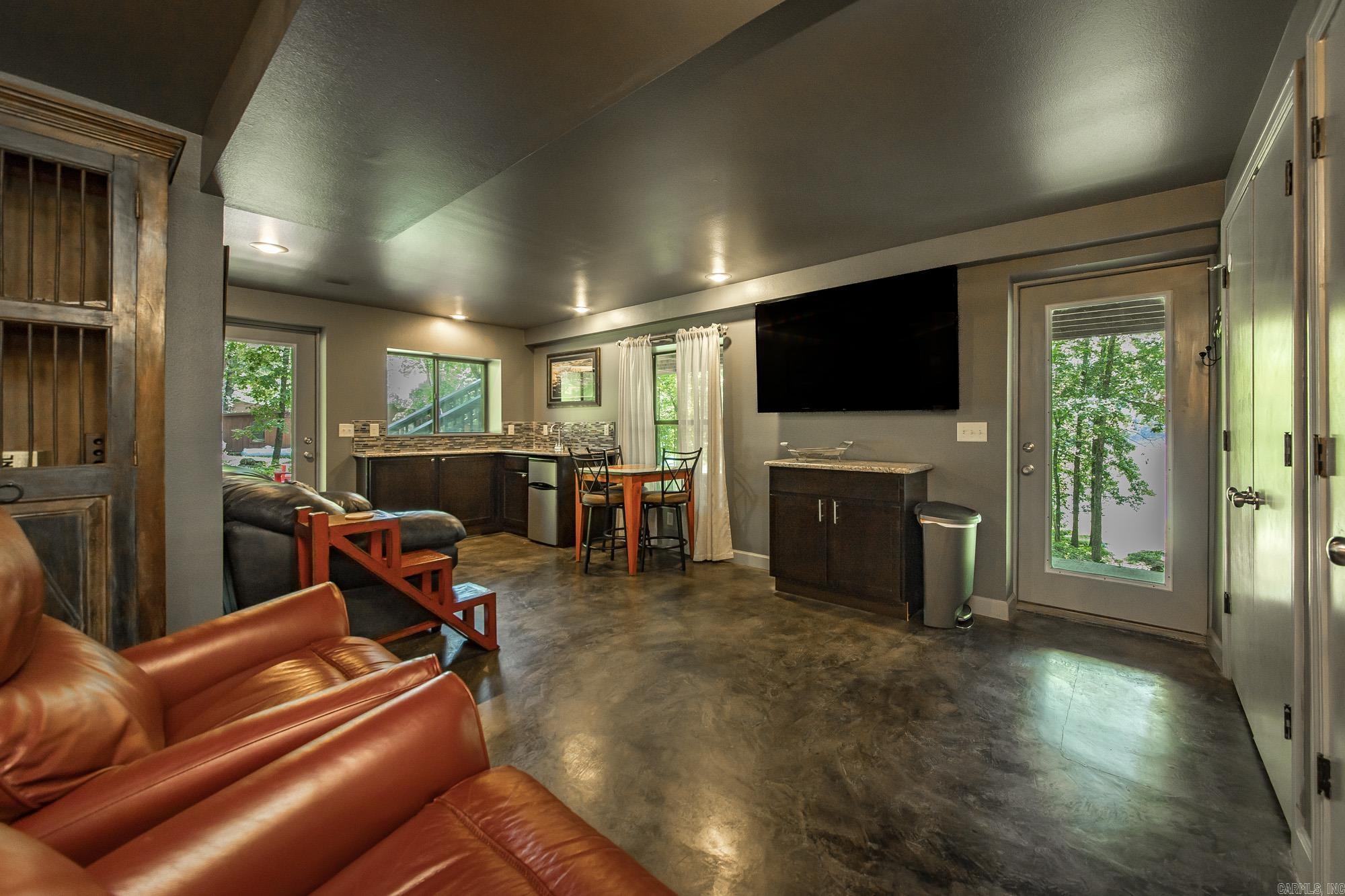 348 Weldon Road Property Photo 19