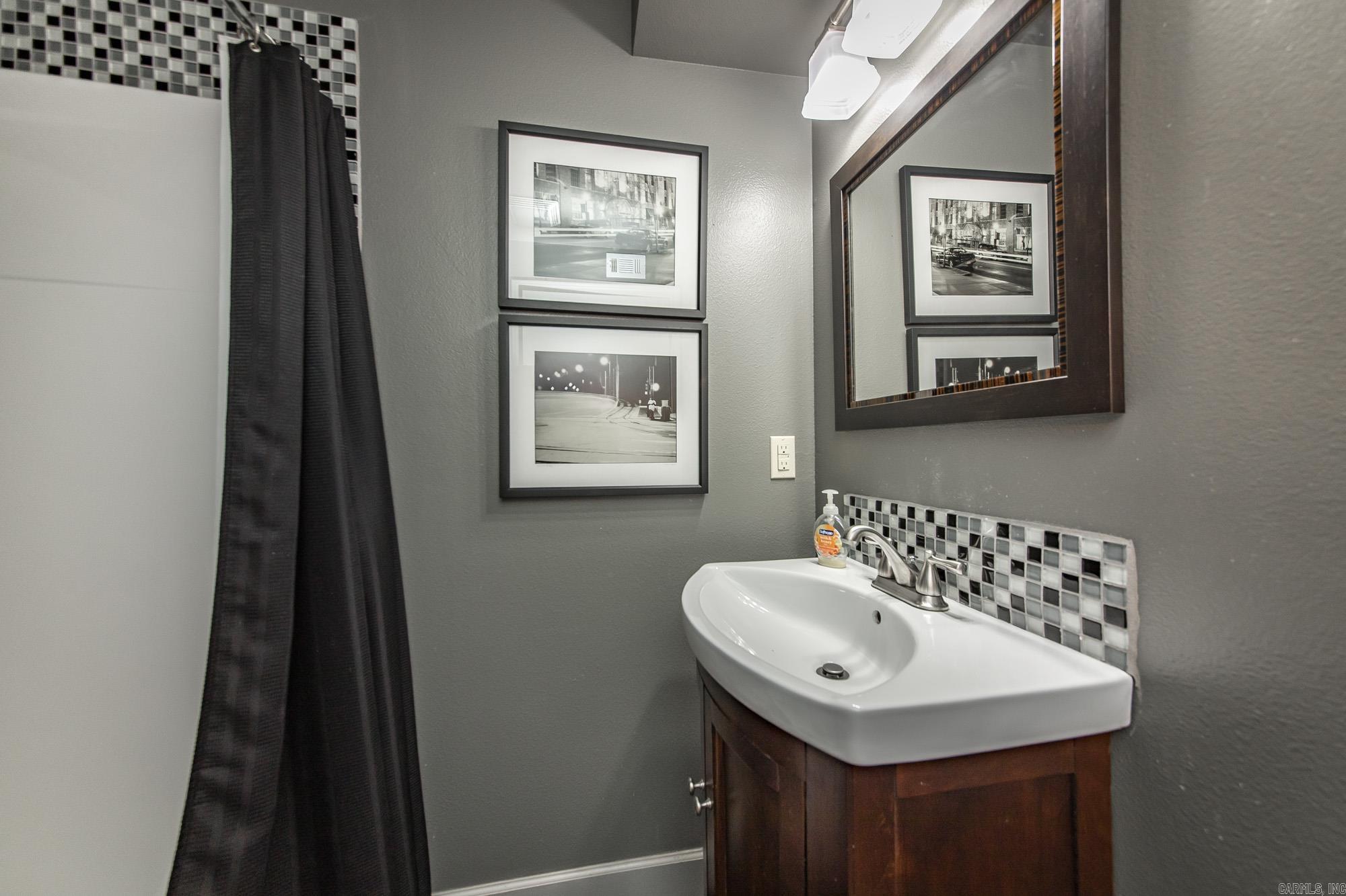 348 Weldon Road Property Photo 24