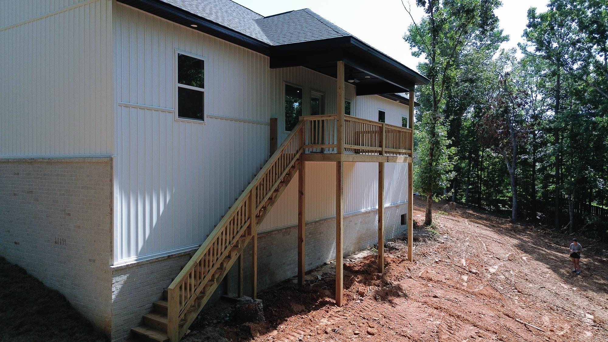 1042 Skyline Dr Property Photo 39