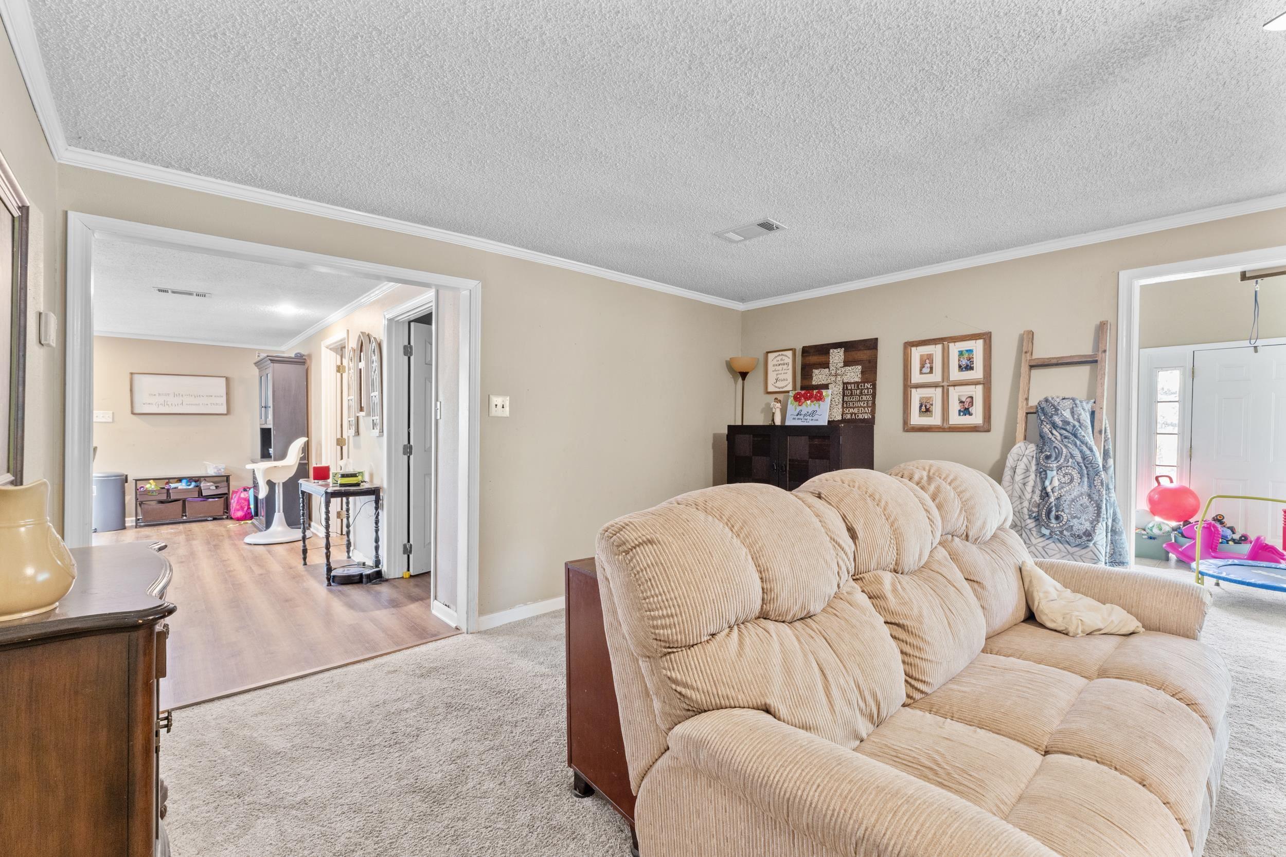 19 Norwood Drive Property Photo 7