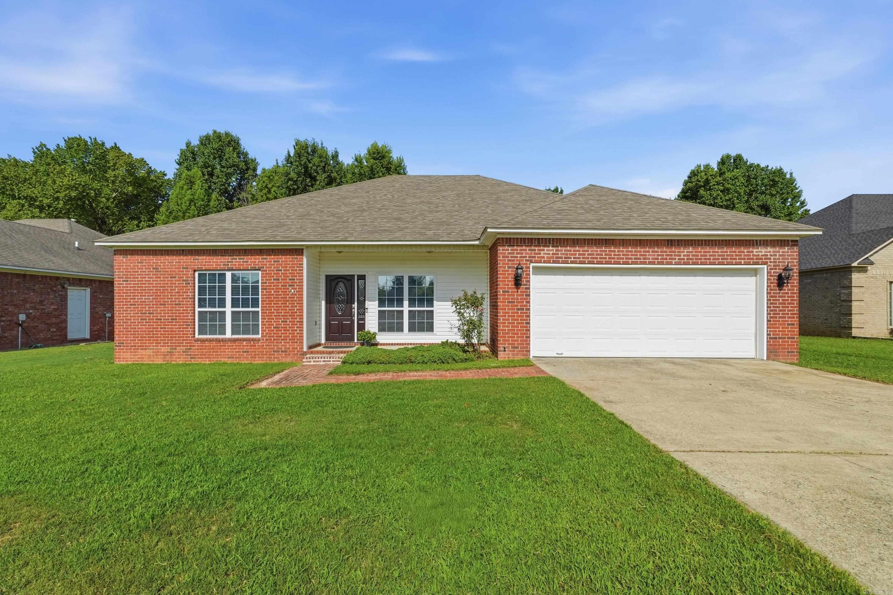 55 Waterloo Loop Property Photo 1