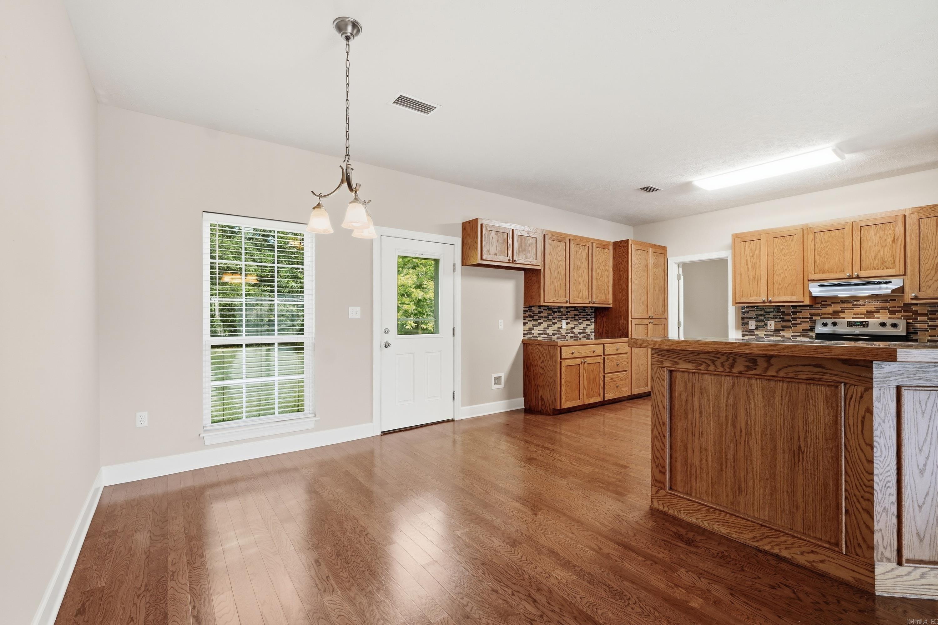 55 Waterloo Loop Property Photo 11