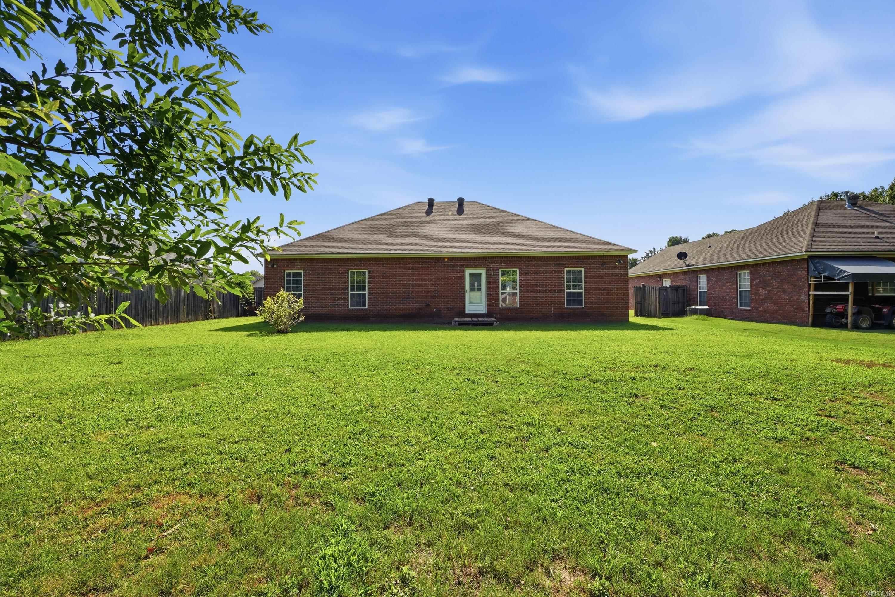 55 Waterloo Loop Property Photo 32