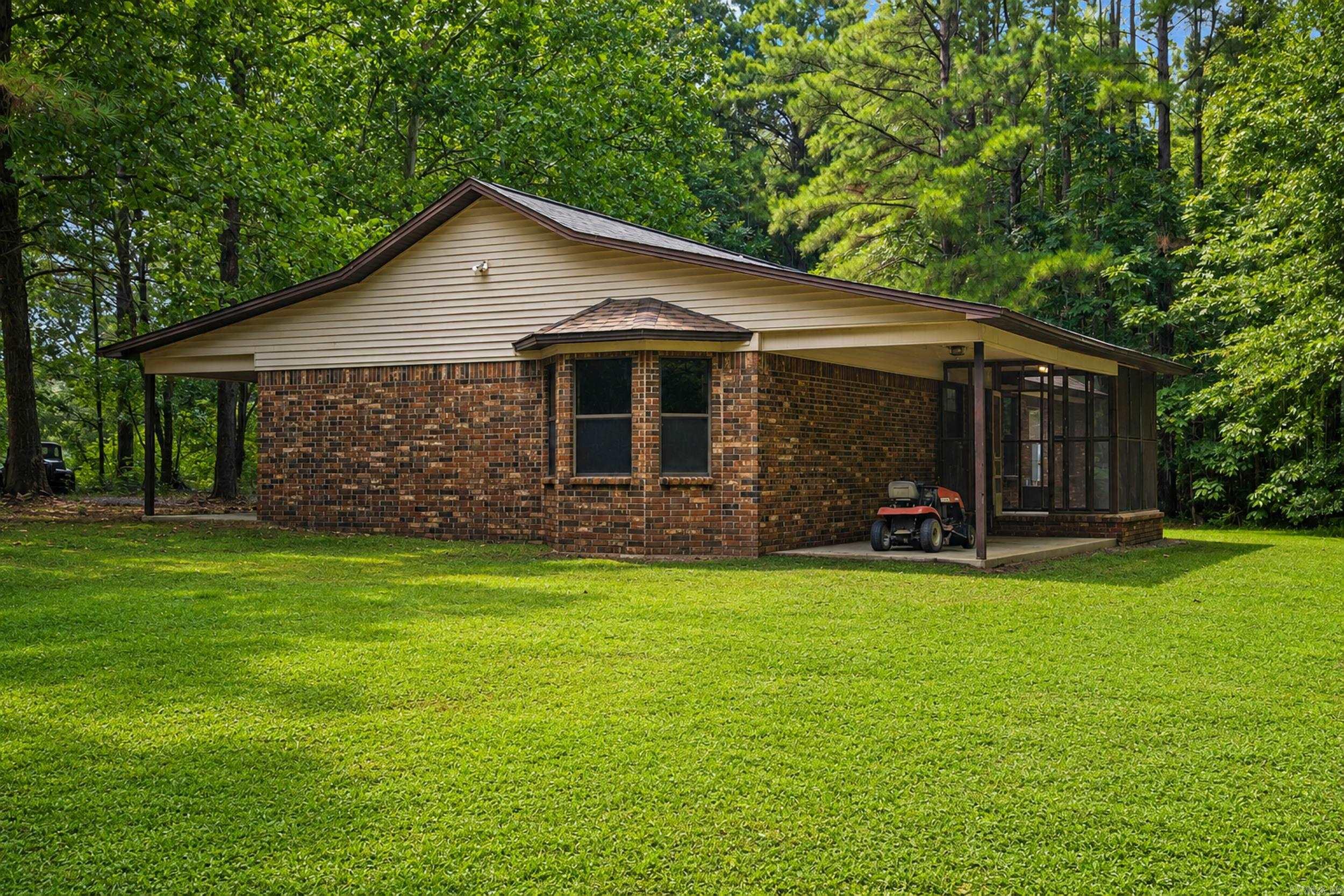 596 Highway 367 Property Photo 38