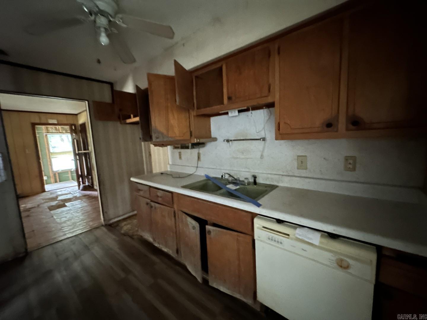 10 Madolyn Drive Property Photo 4