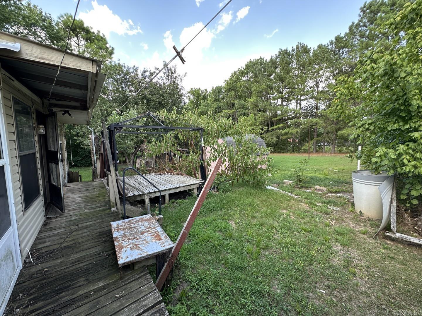 10 Madolyn Drive Property Photo 15
