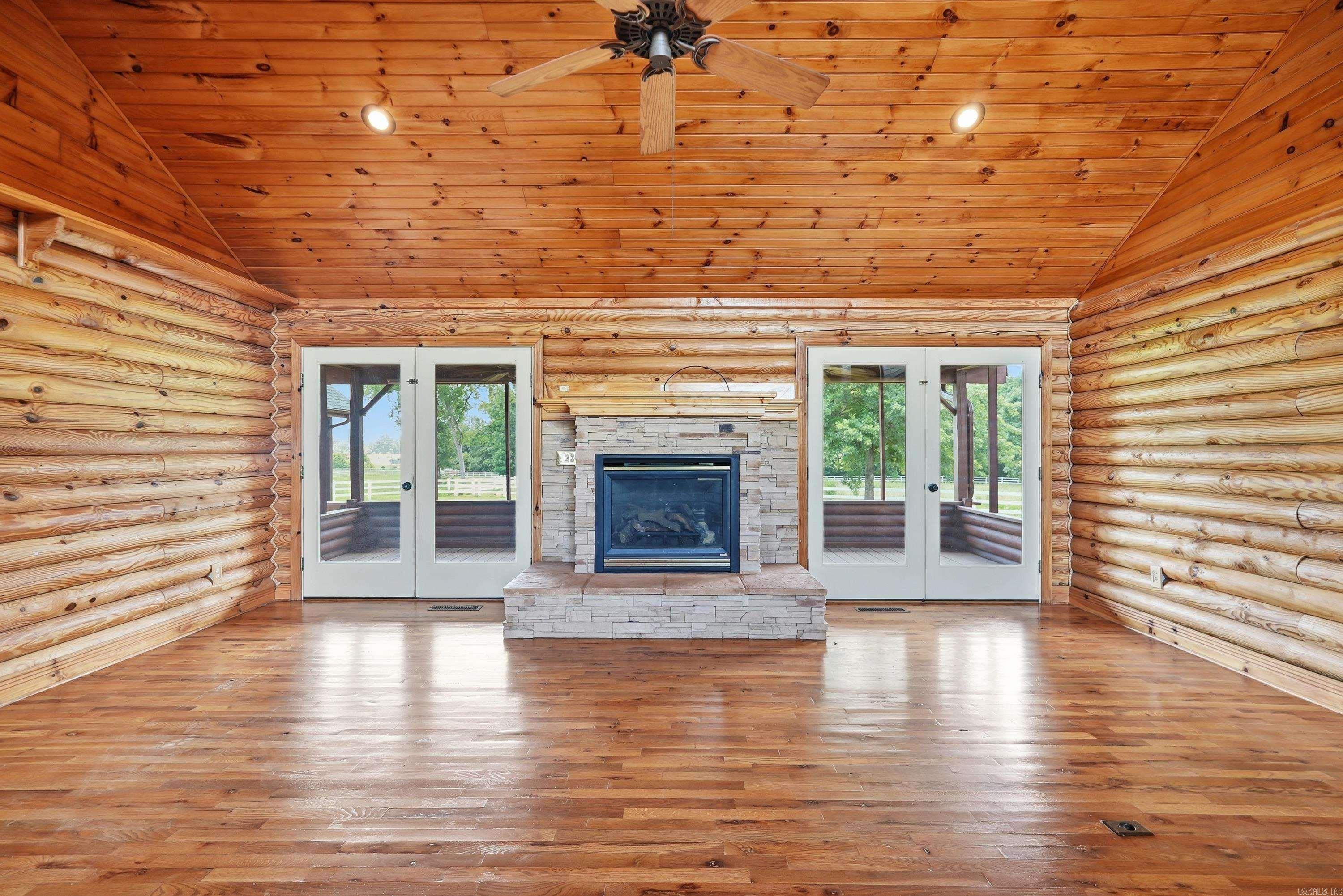 379 Cottage Creek Property Photo 11