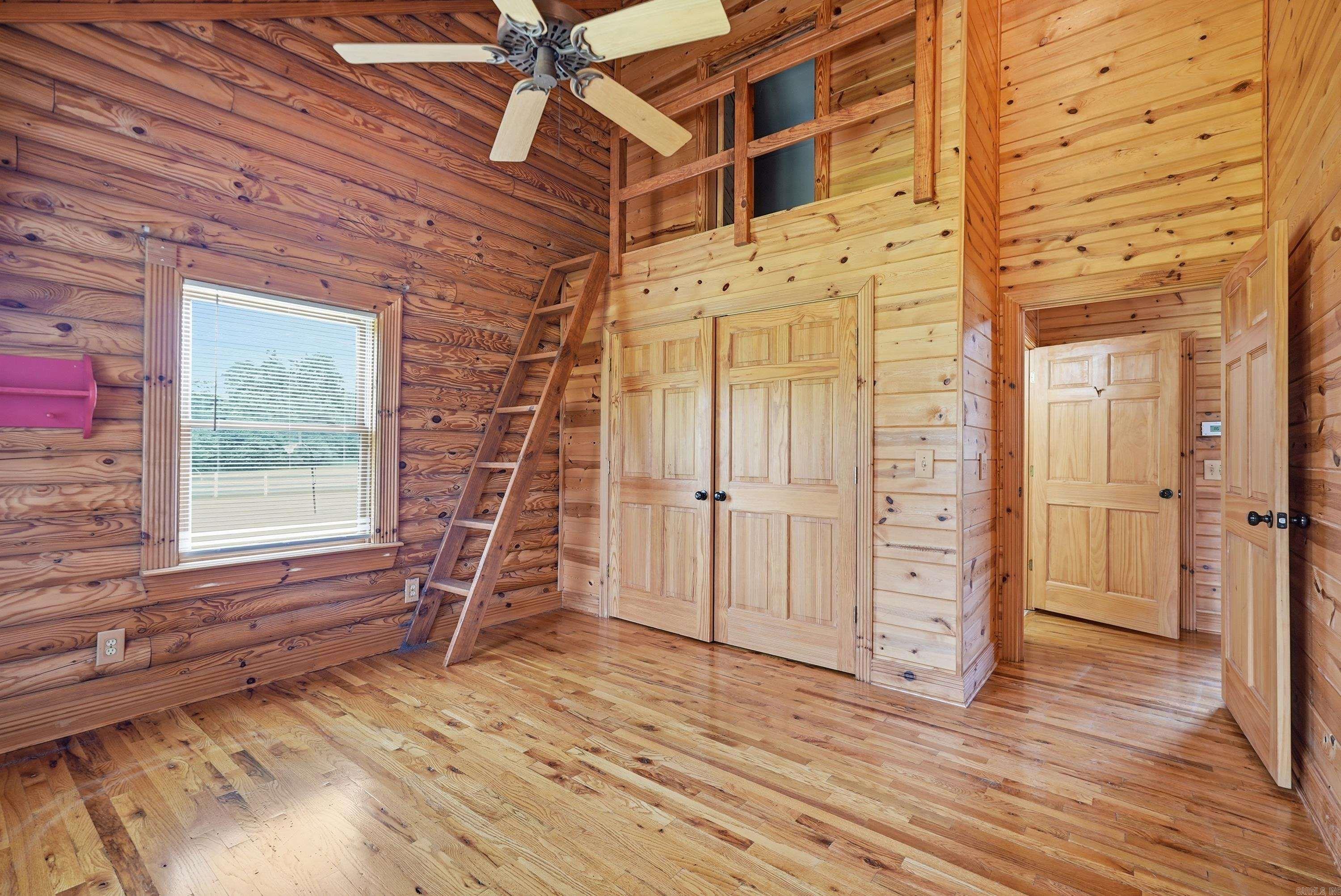 379 Cottage Creek Property Photo 18