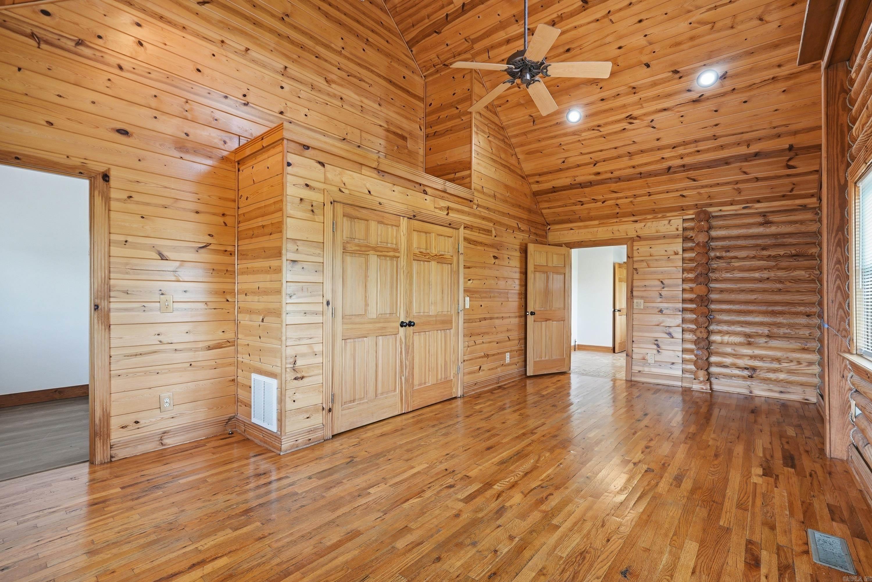 379 Cottage Creek Property Photo 28