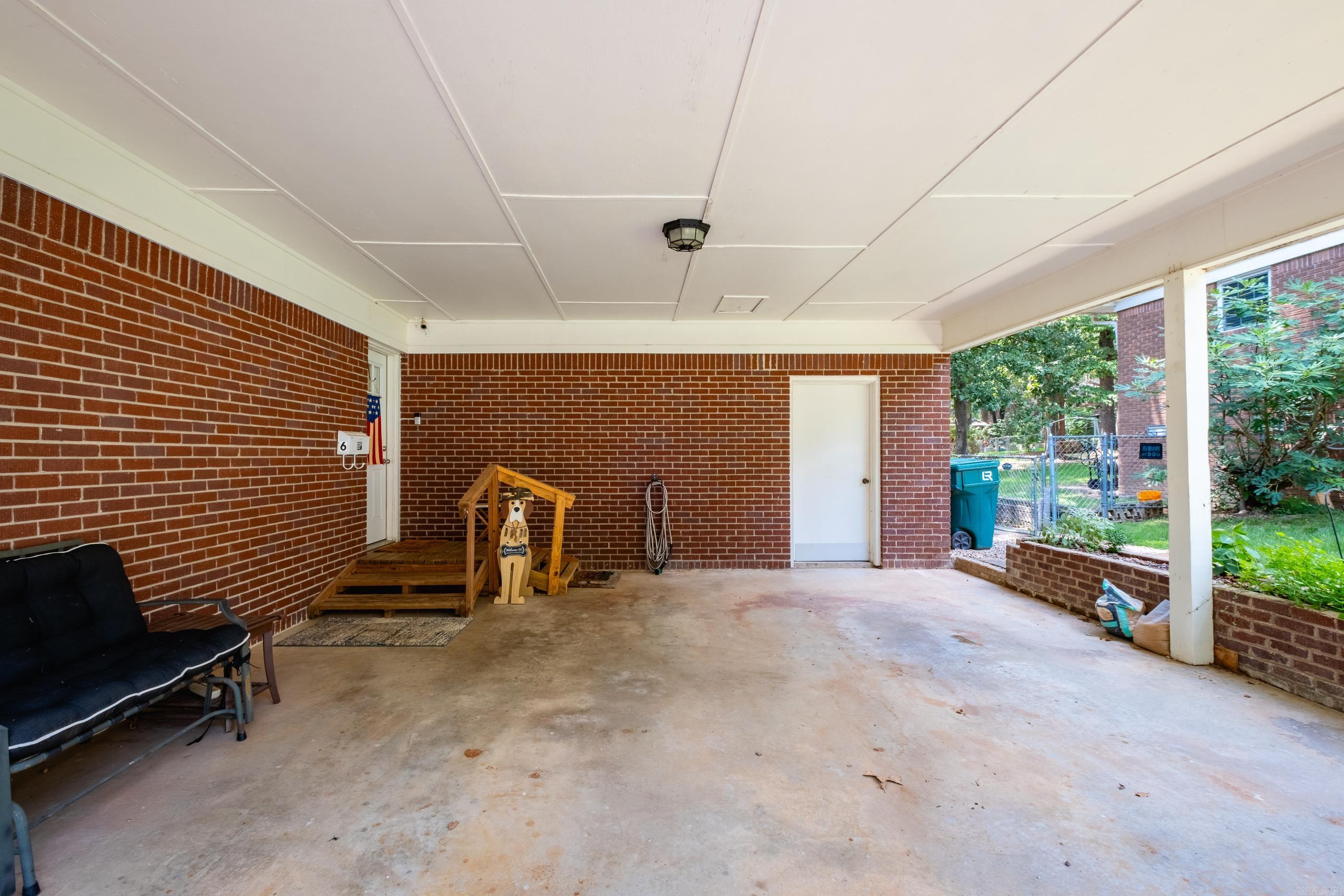 6 Betsy Lane Property Photo 44
