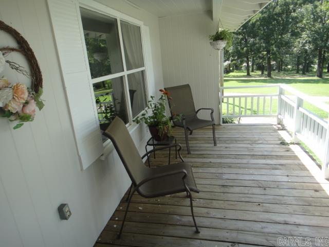 116 Newell Road Property Photo 6