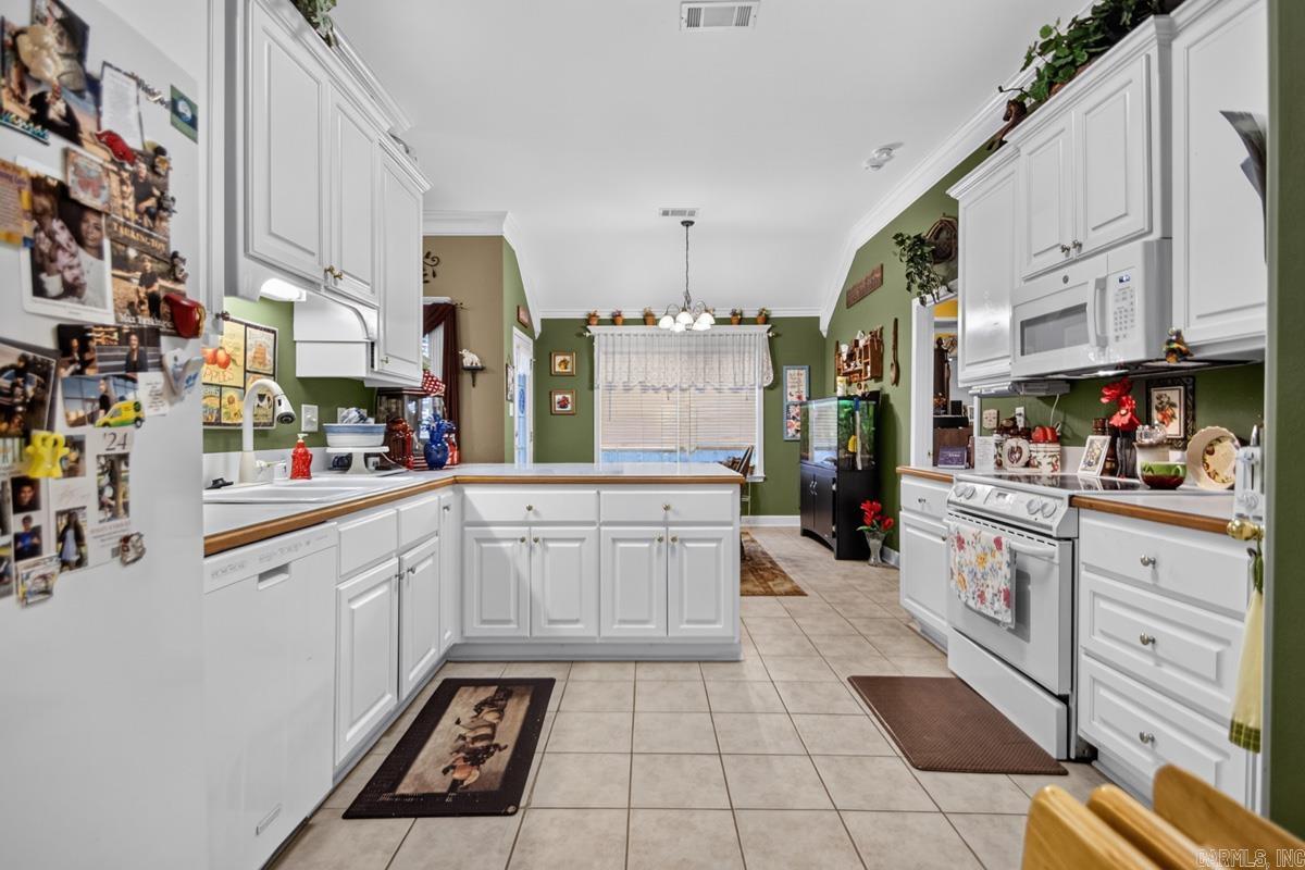 1207 Kynlee Cove Property Photo 8