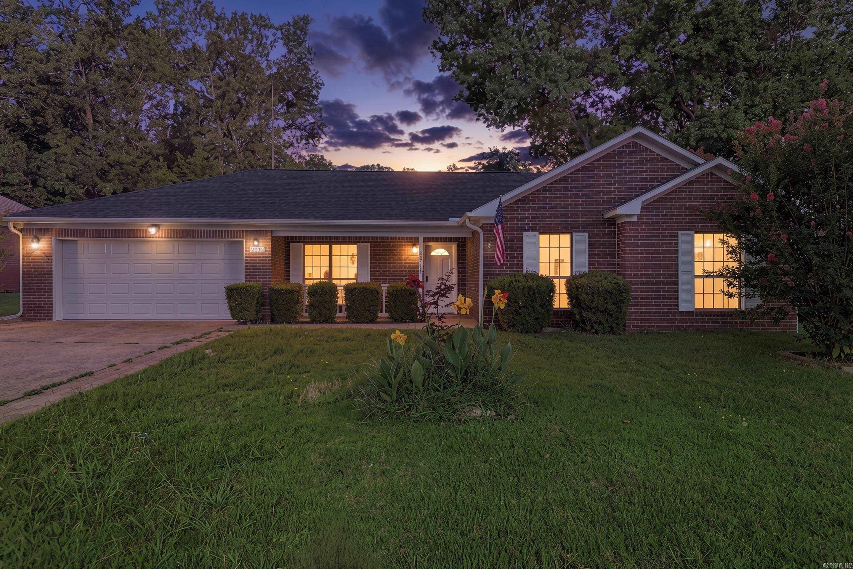 2611 Henson Pl Property Photo 1