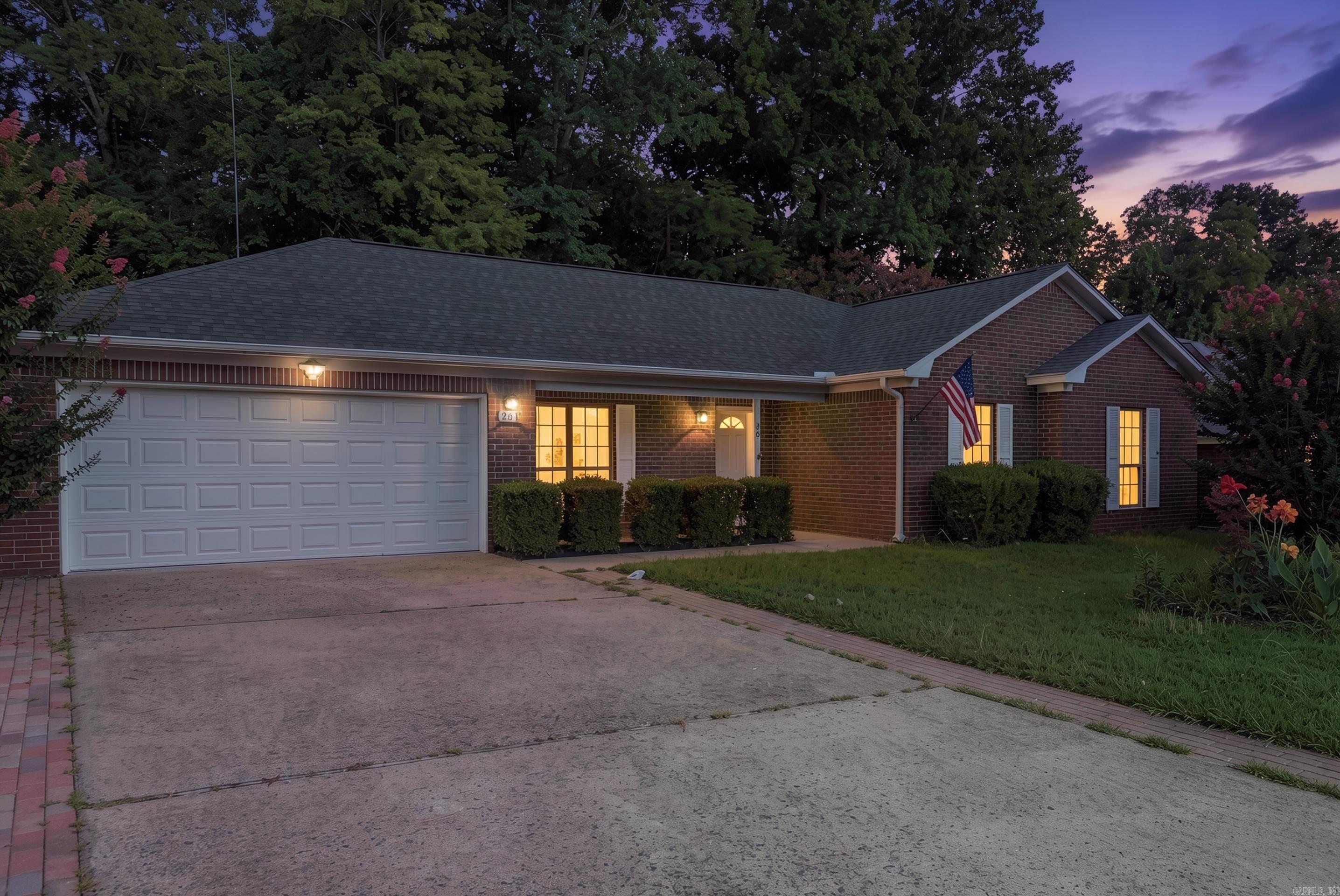 2611 Henson Pl Property Photo 2