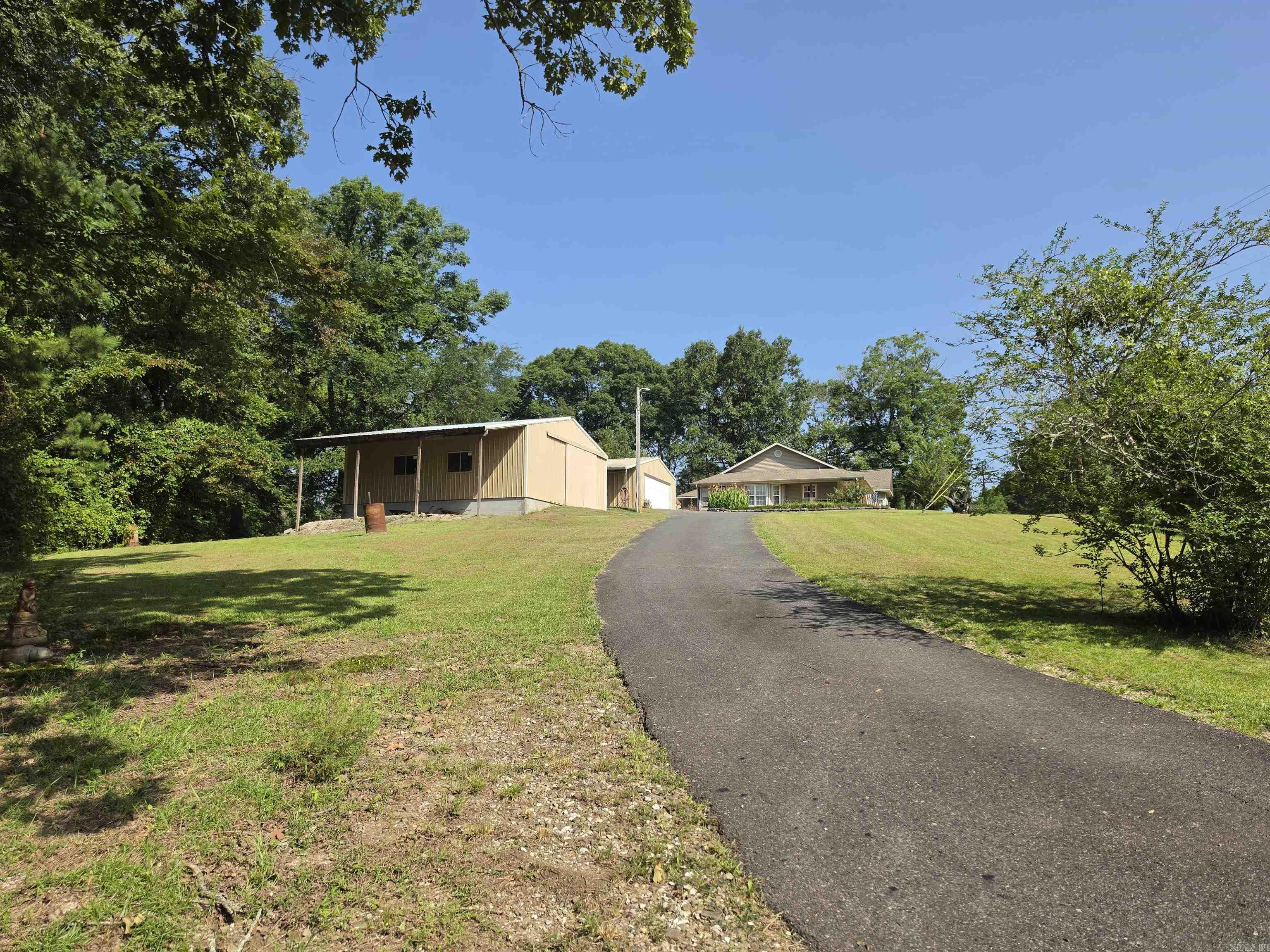 2263 Shouse Ford Road Property Photo 3