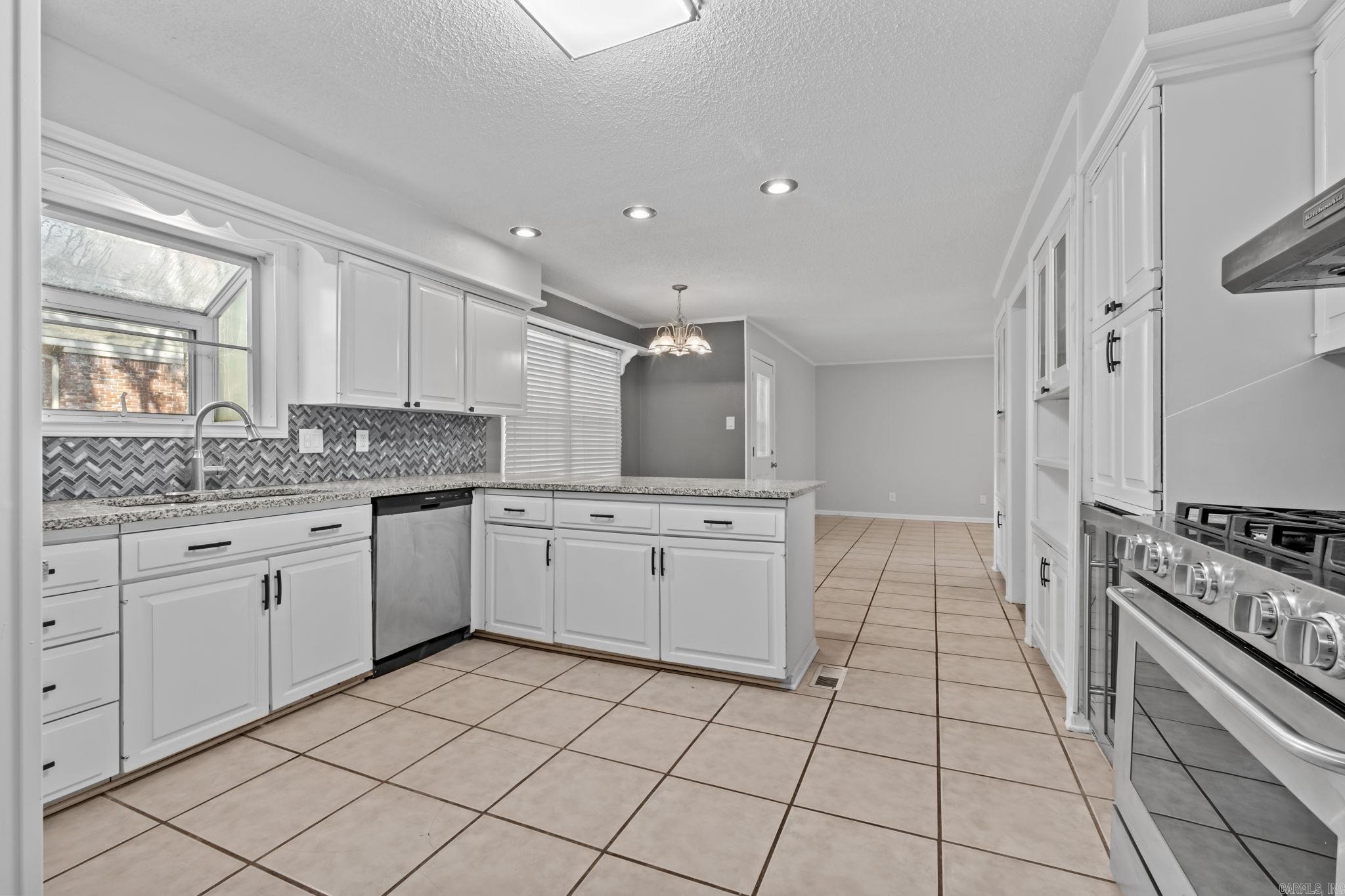 3117 Cleburne Place Property Photo 9