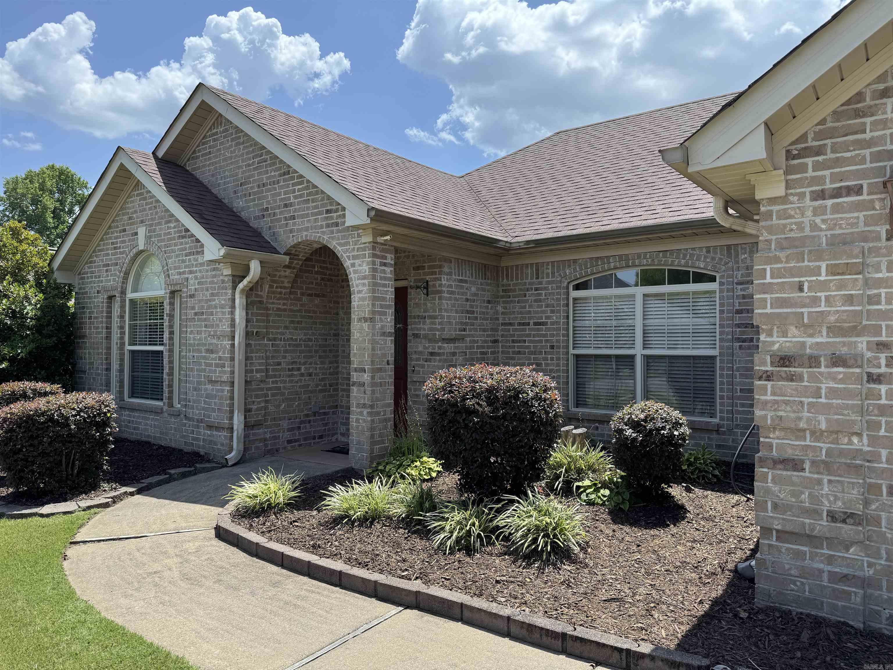 1995 Shelby Drive Property Photo 2