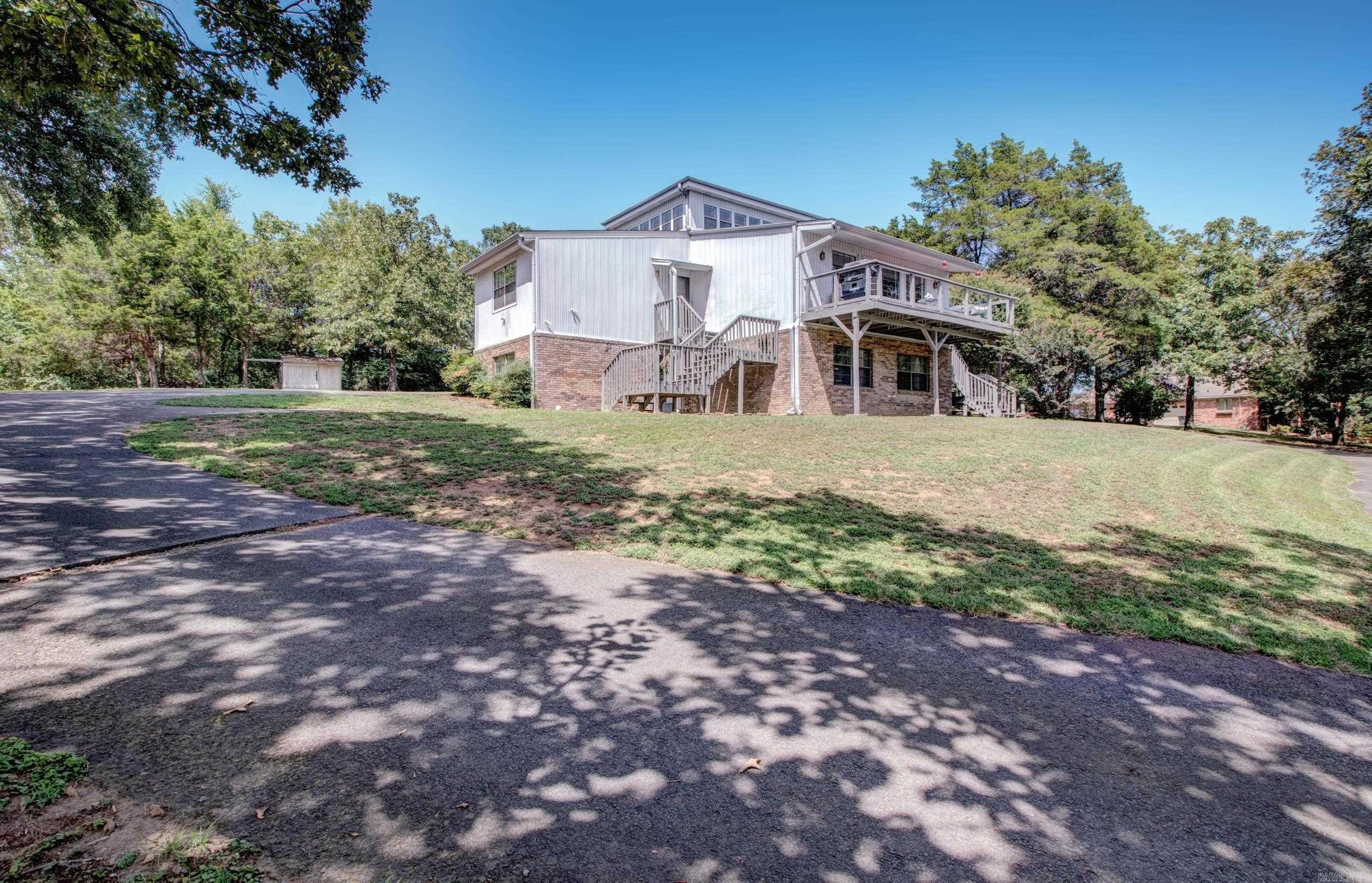 460 Grandview Heights Property Photo 2