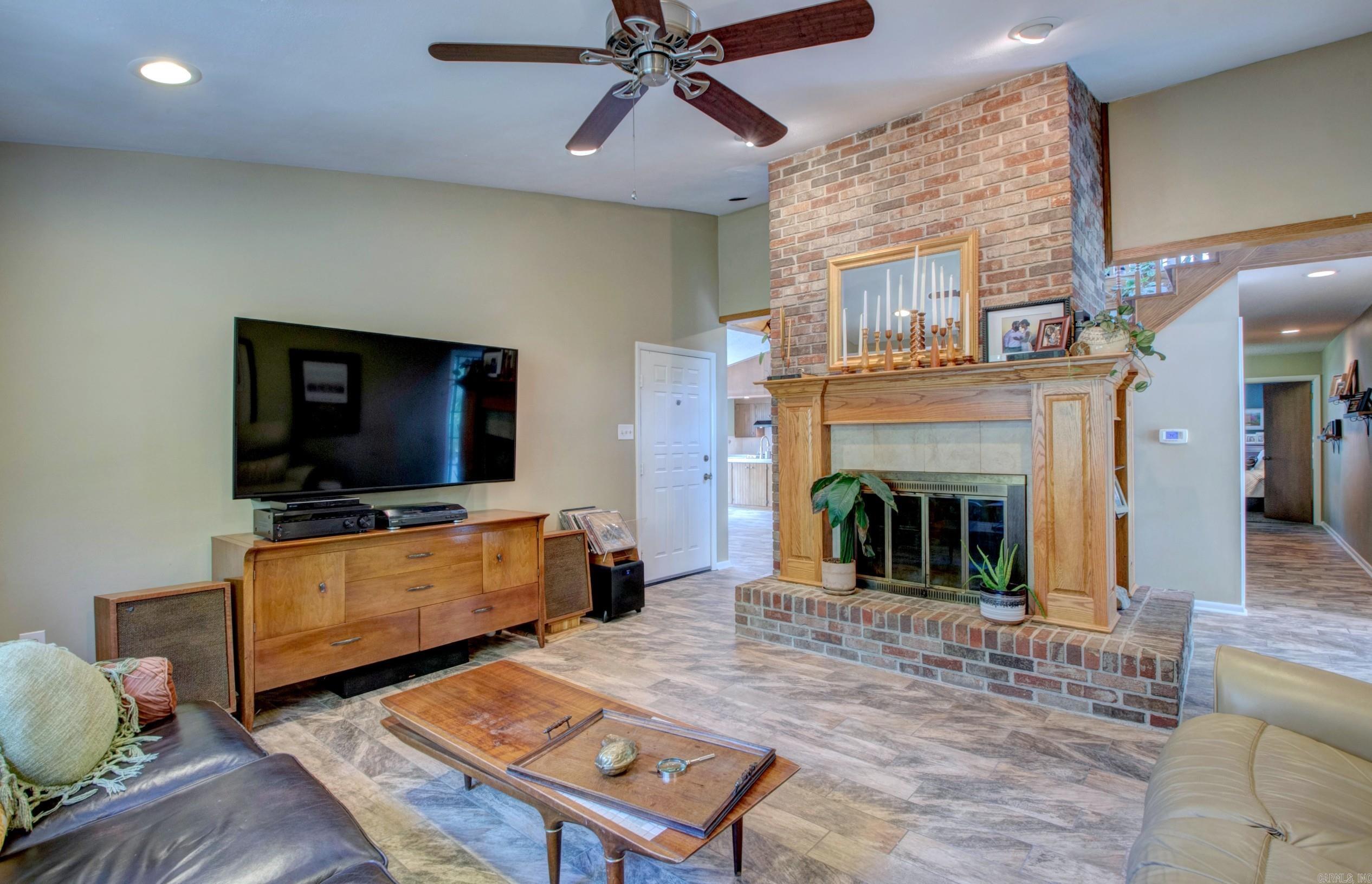 460 Grandview Heights Property Photo 9