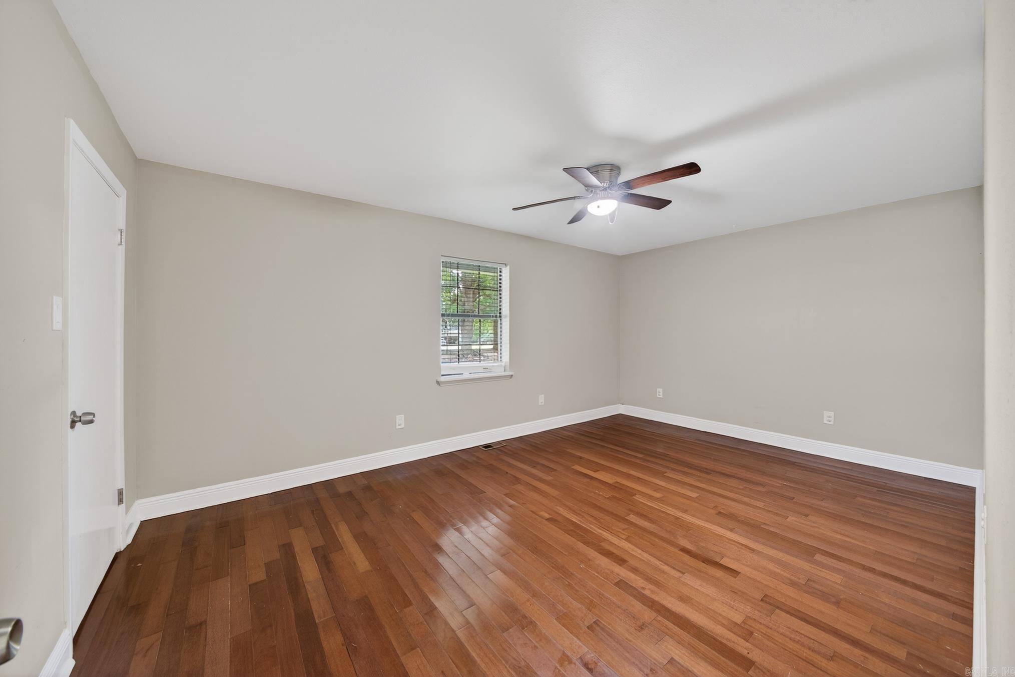214 Pin Oak Drive Property Photo 22