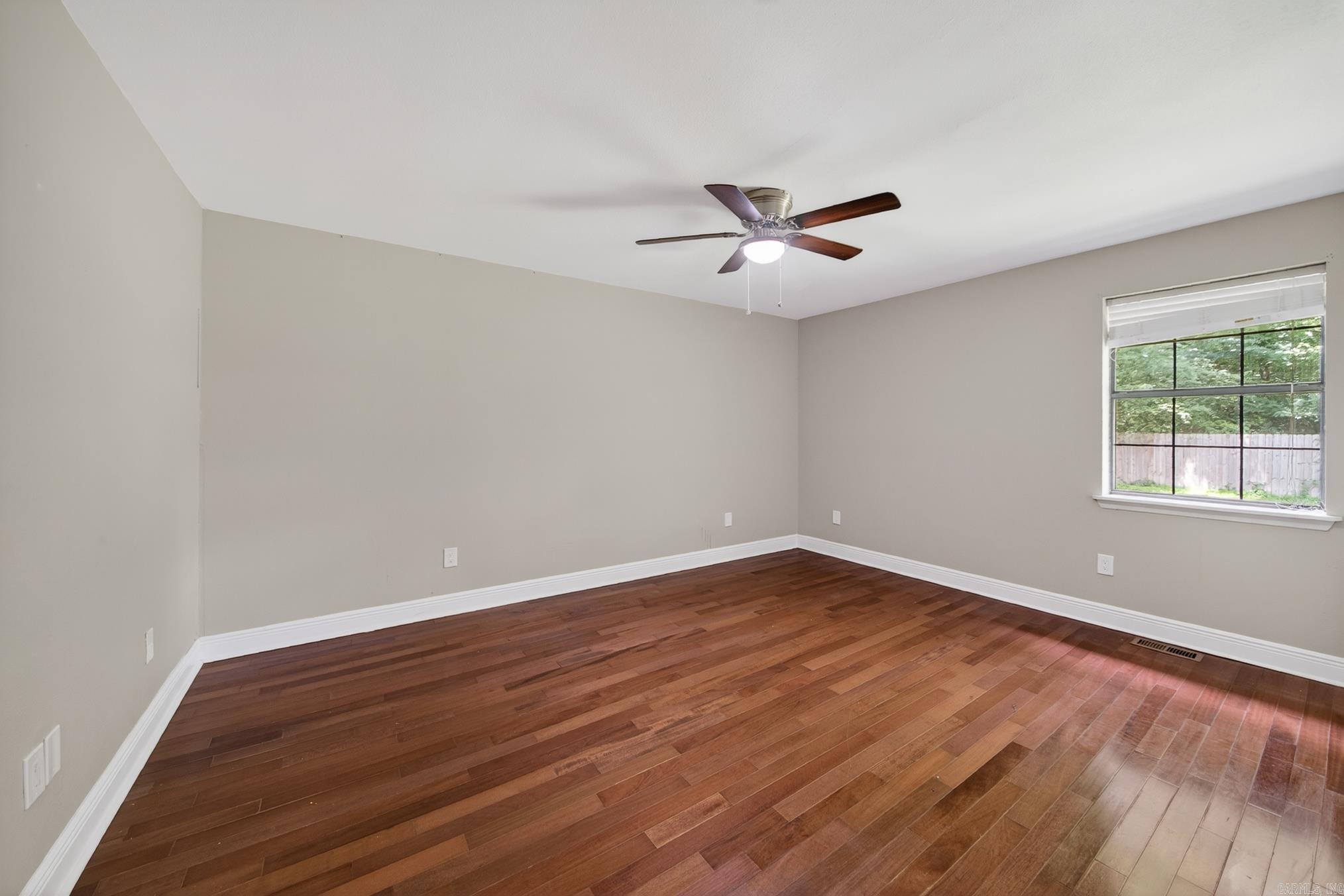 214 Pin Oak Drive Property Photo 27