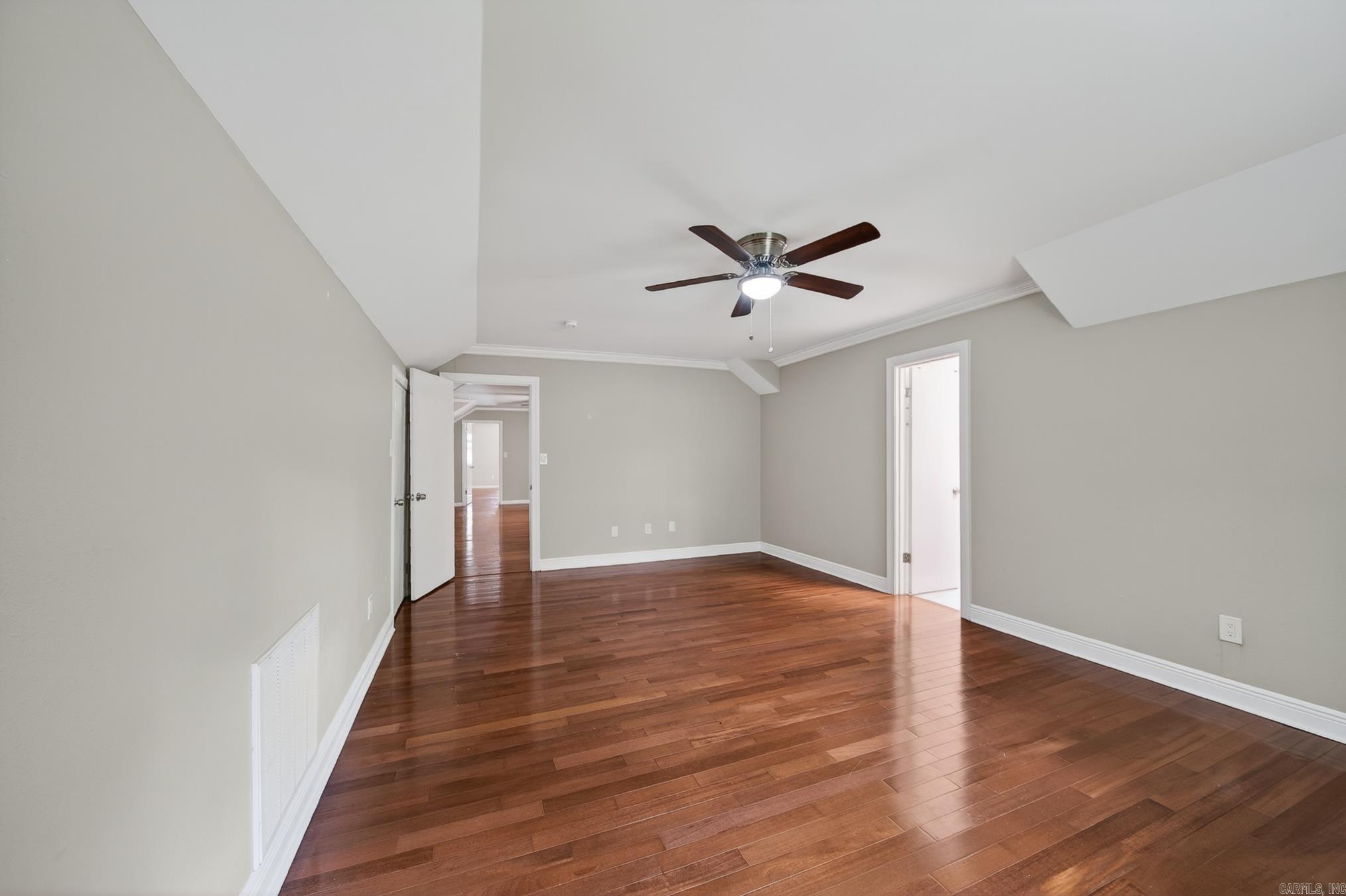 214 Pin Oak Drive Property Photo 33