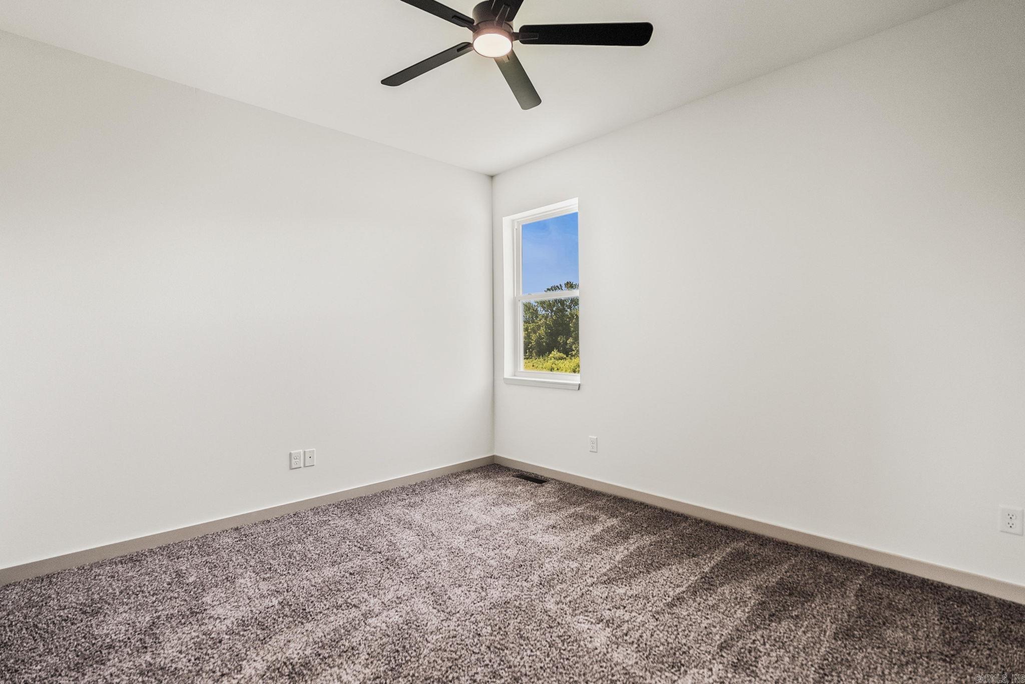 107 Legacy Way Property Photo 36