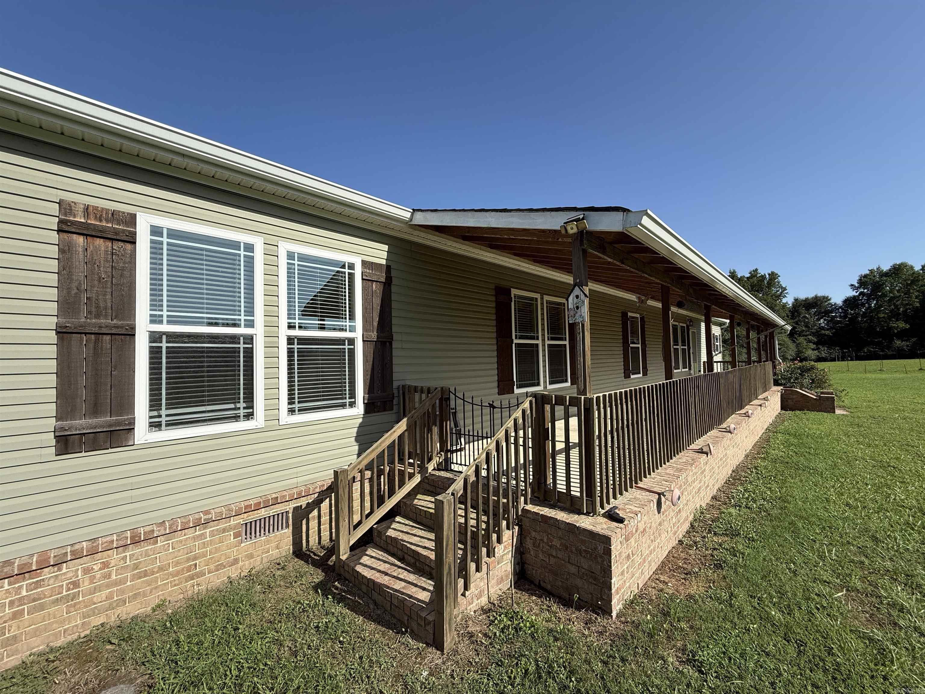 242 Arthur Kirk Rd. Property Photo 2