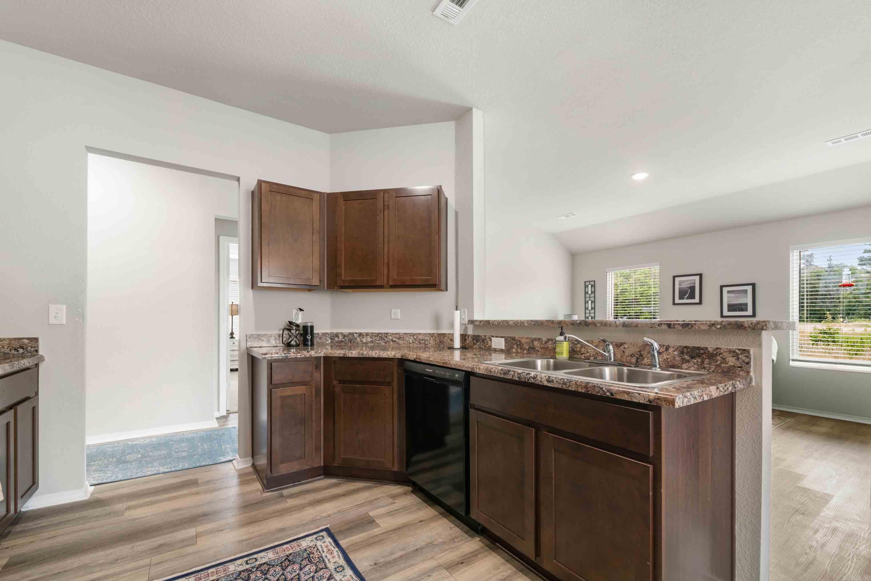 12192 Duck Creek Drive Property Photo 10