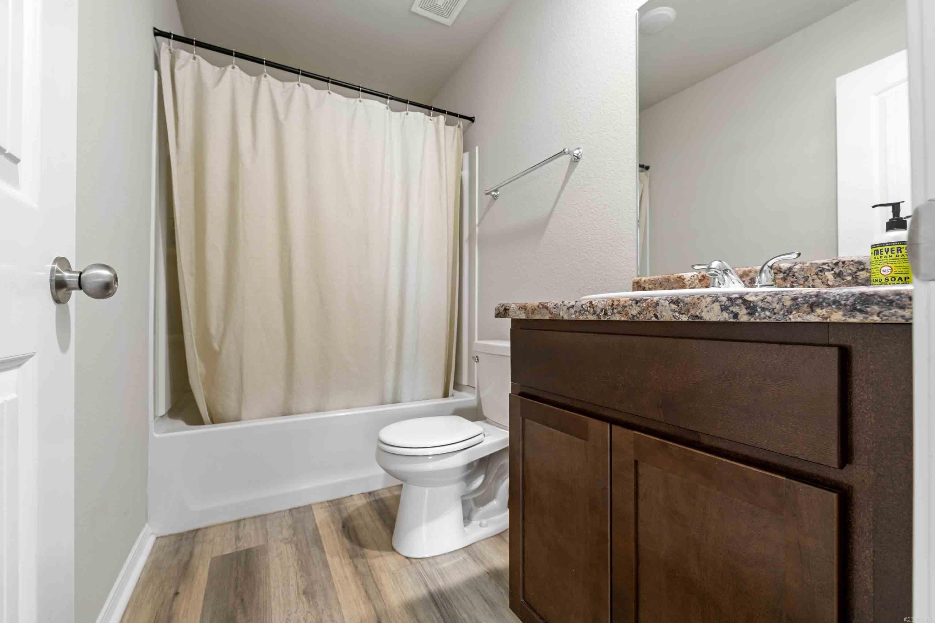 12192 Duck Creek Drive Property Photo 20