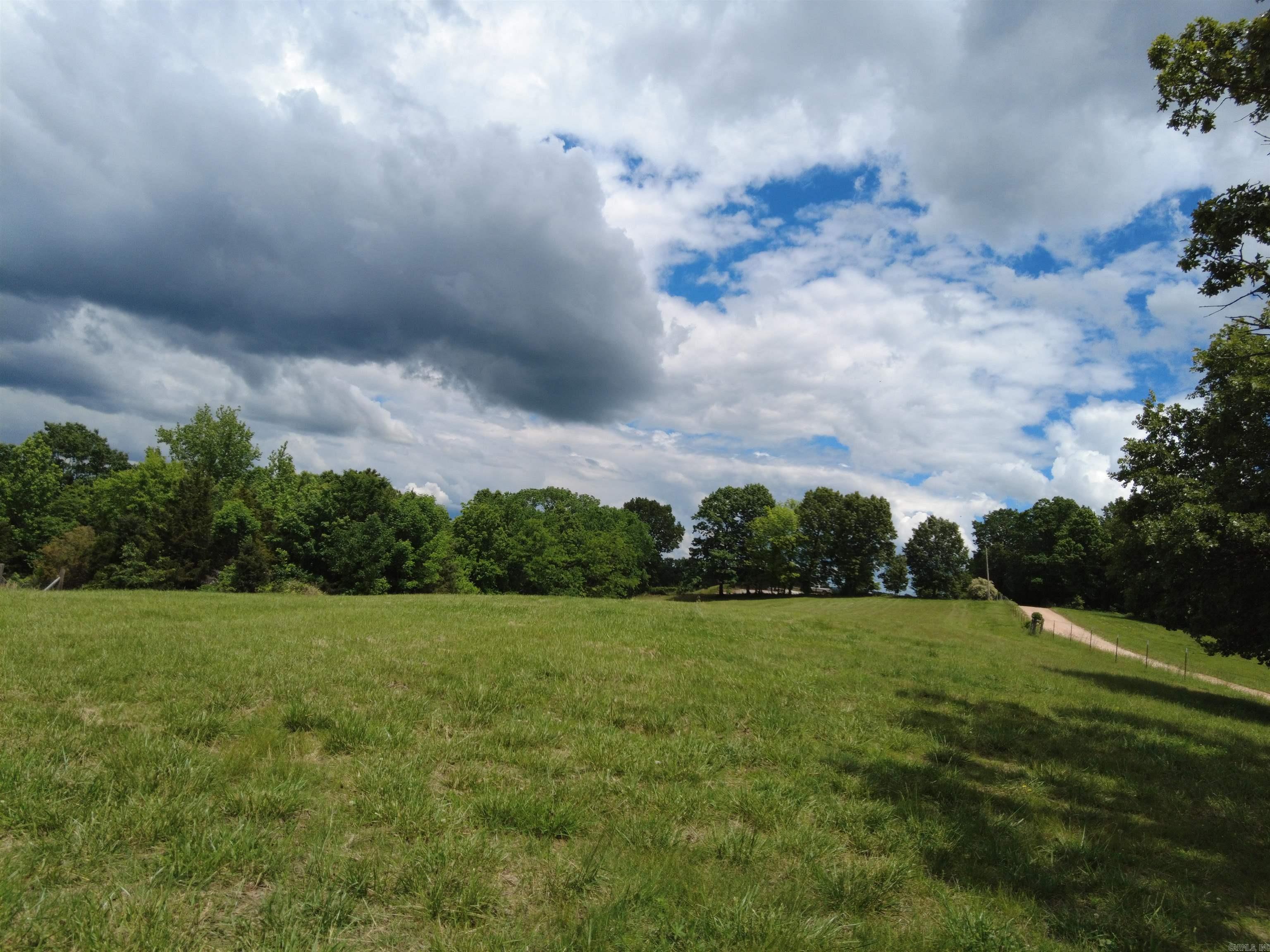 1366 Holmes Road Property Photo 16
