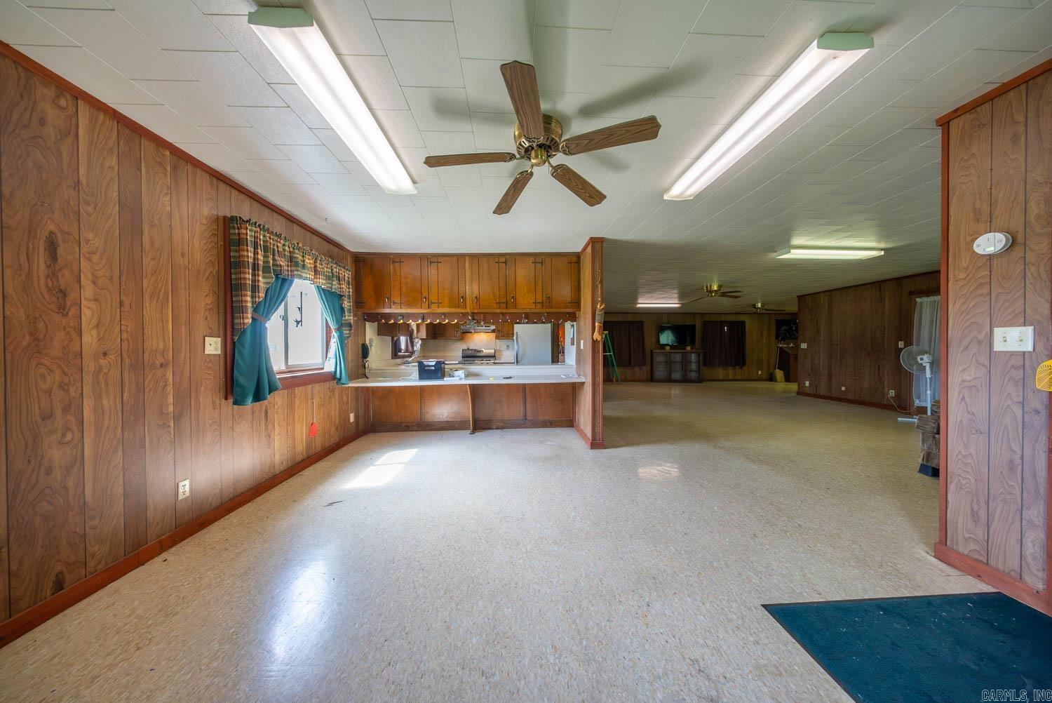 189 E Wirth Road Property Photo 24