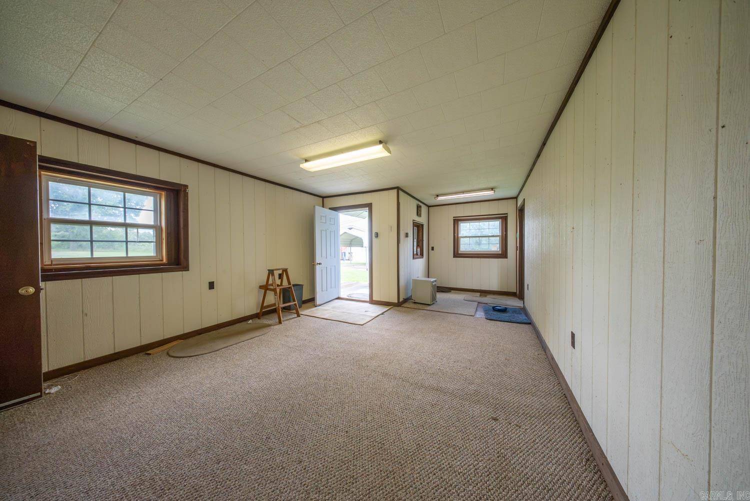 189 E Wirth Road Property Photo 36