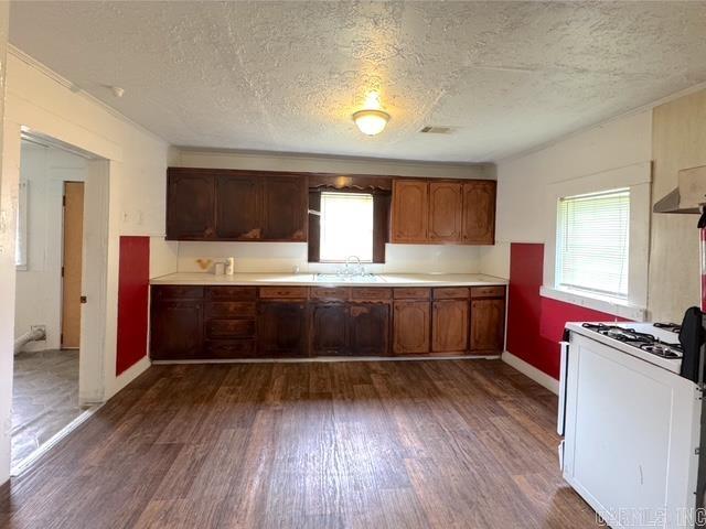 1513 Main Street Property Photo 6