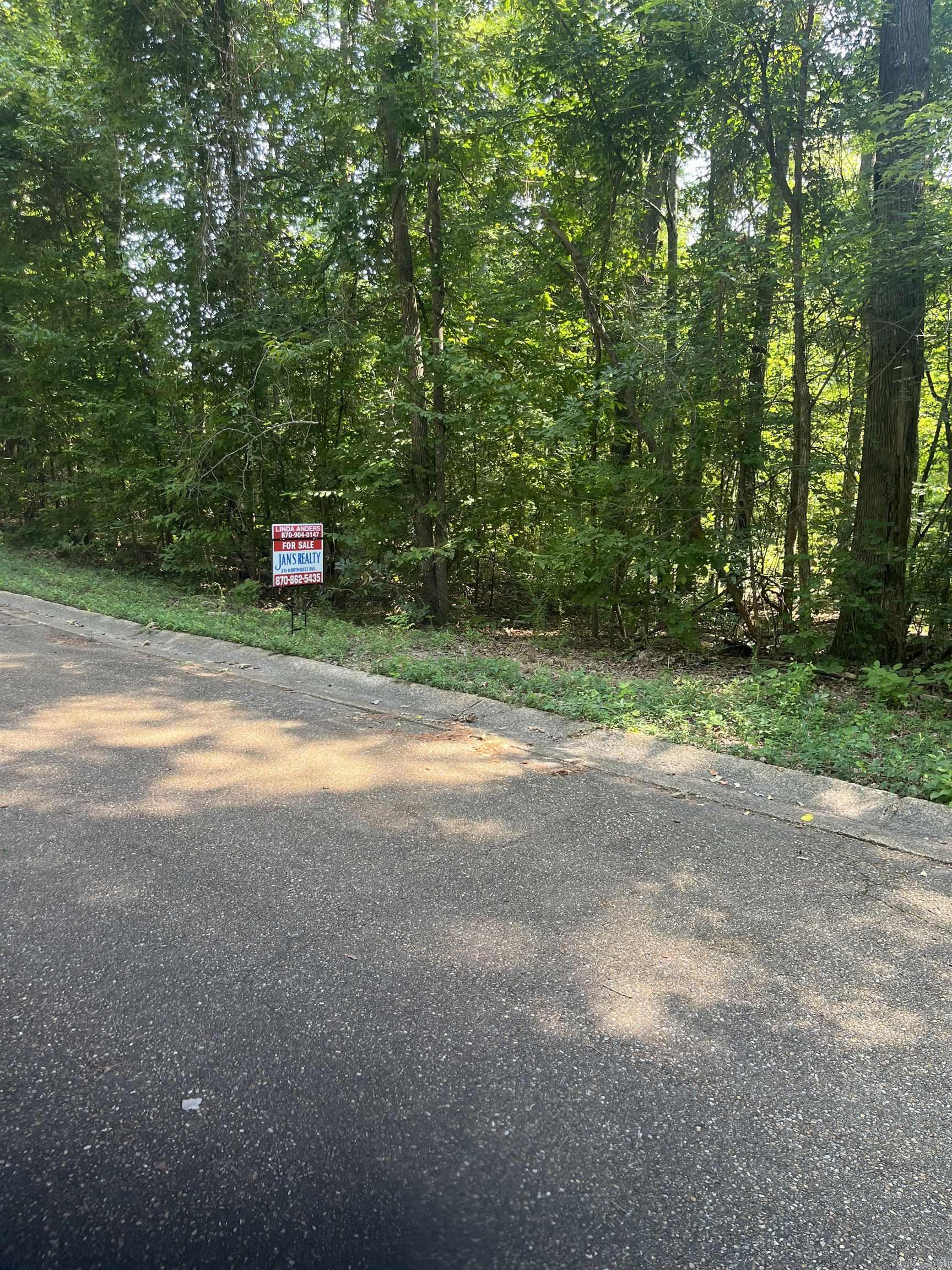 Regency Circle Circle Property Photo 1