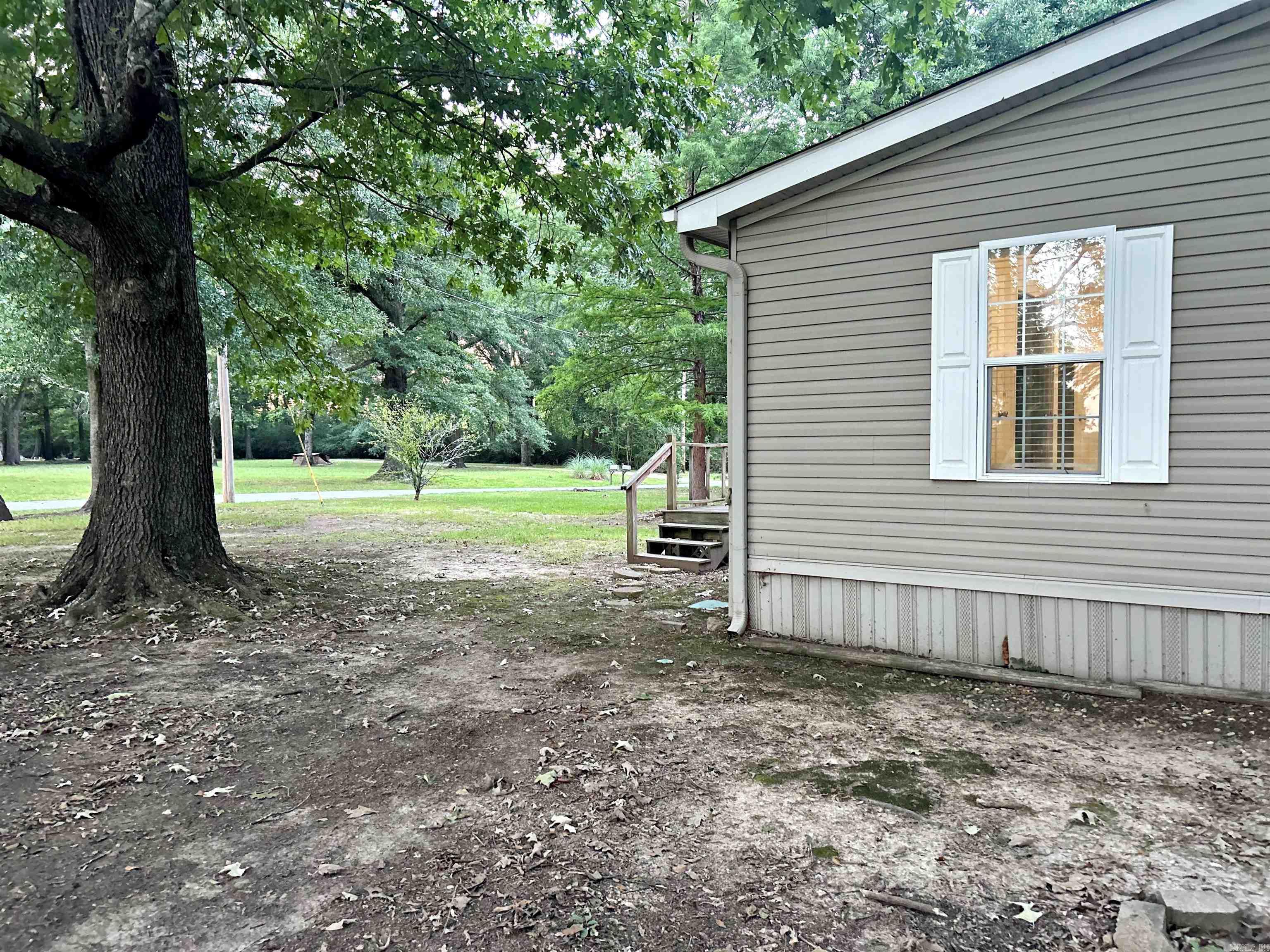 2142 Hasley Road Property Photo 4