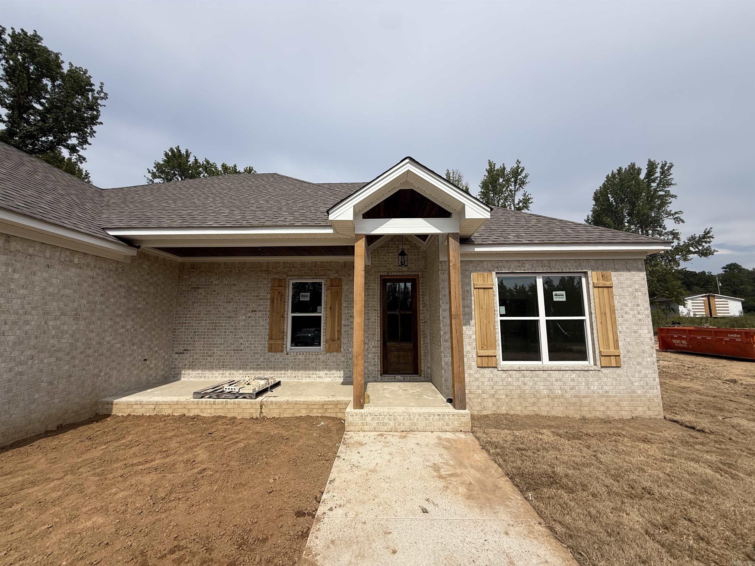 250 Garrison Road Property Photo 3