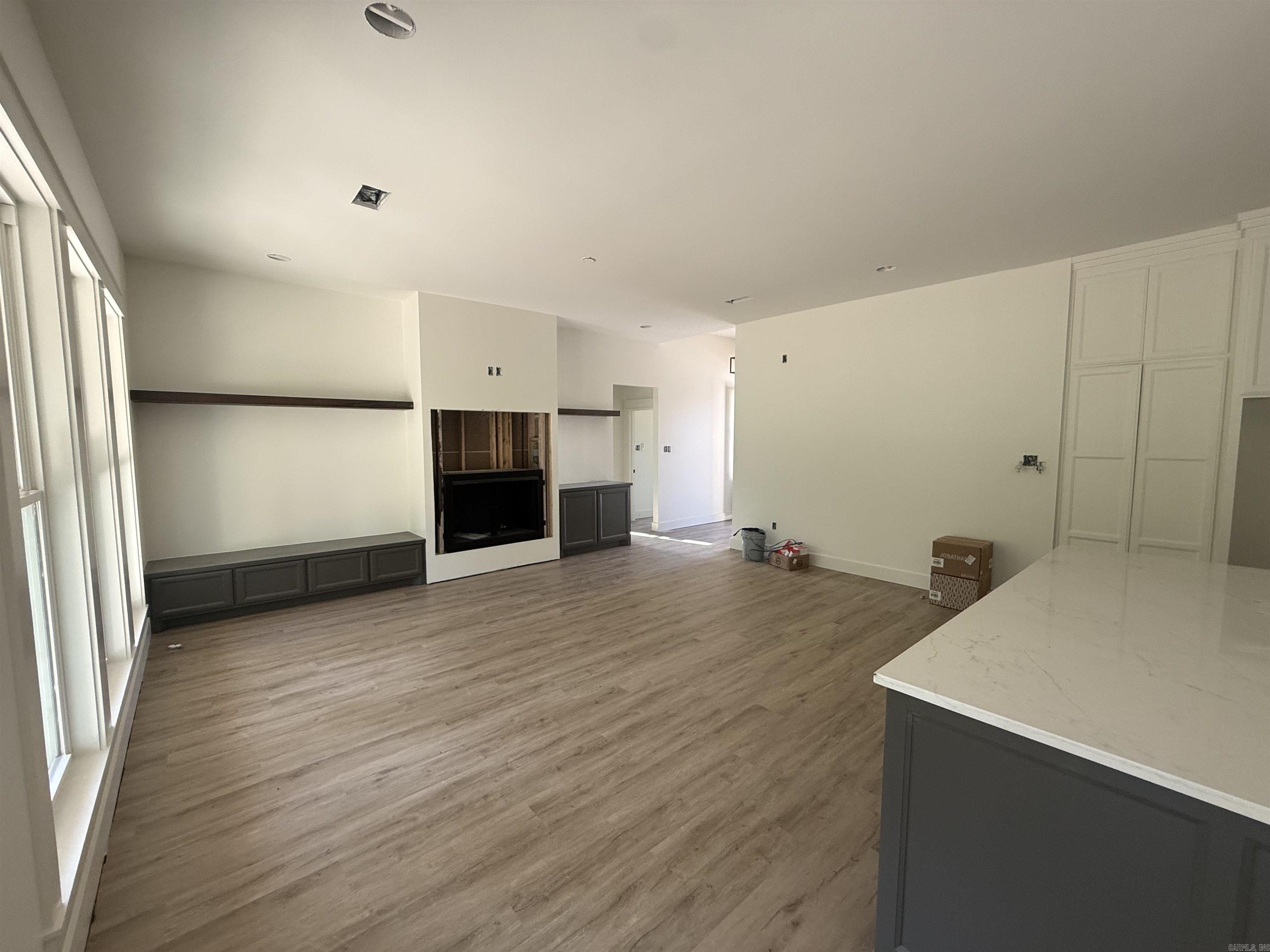 250 Garrison Road Property Photo 6