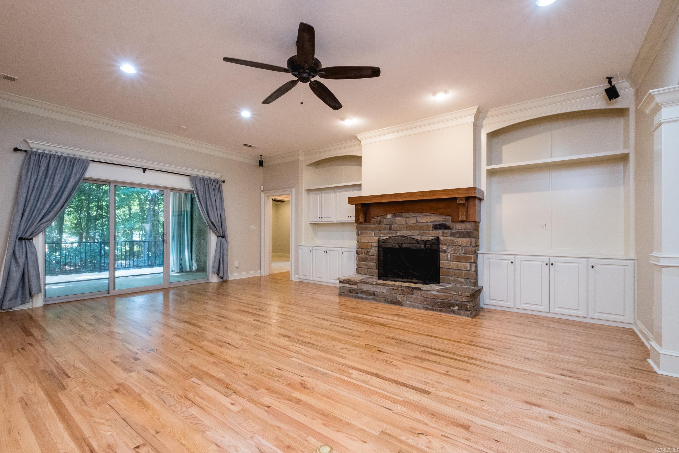 107 Noyant Drive Property Photo 14