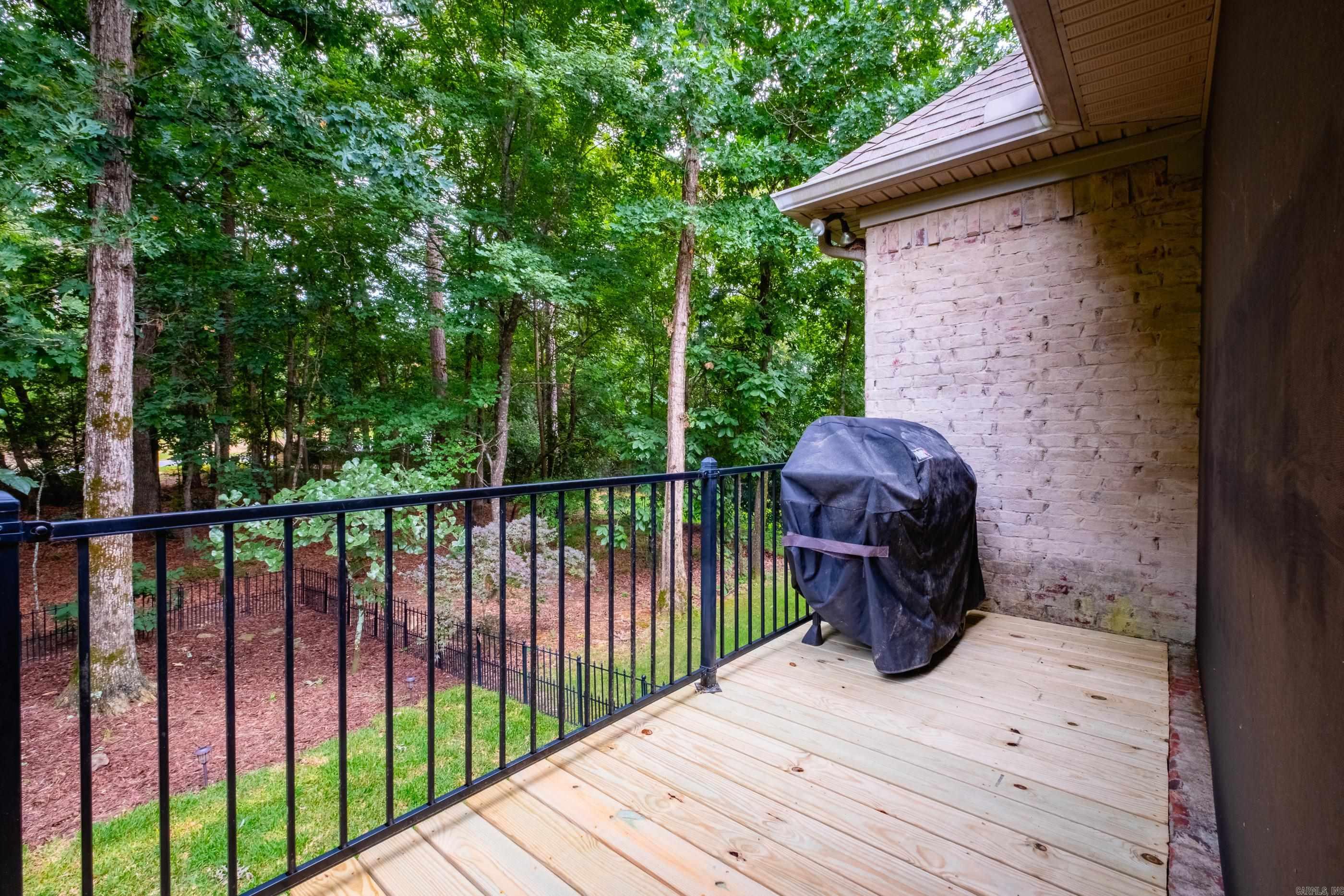 107 Noyant Drive Property Photo 42