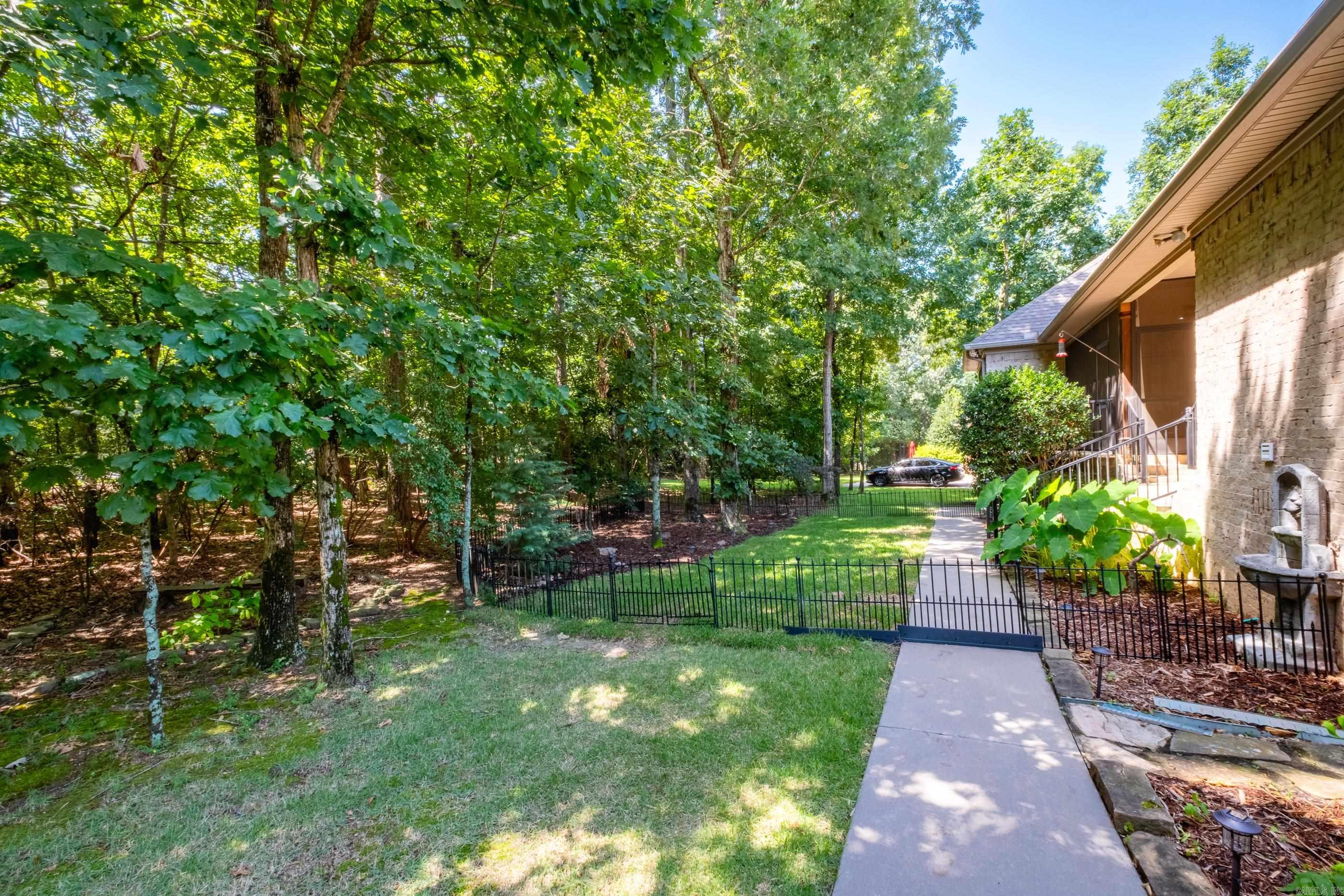 107 Noyant Drive Property Photo 47