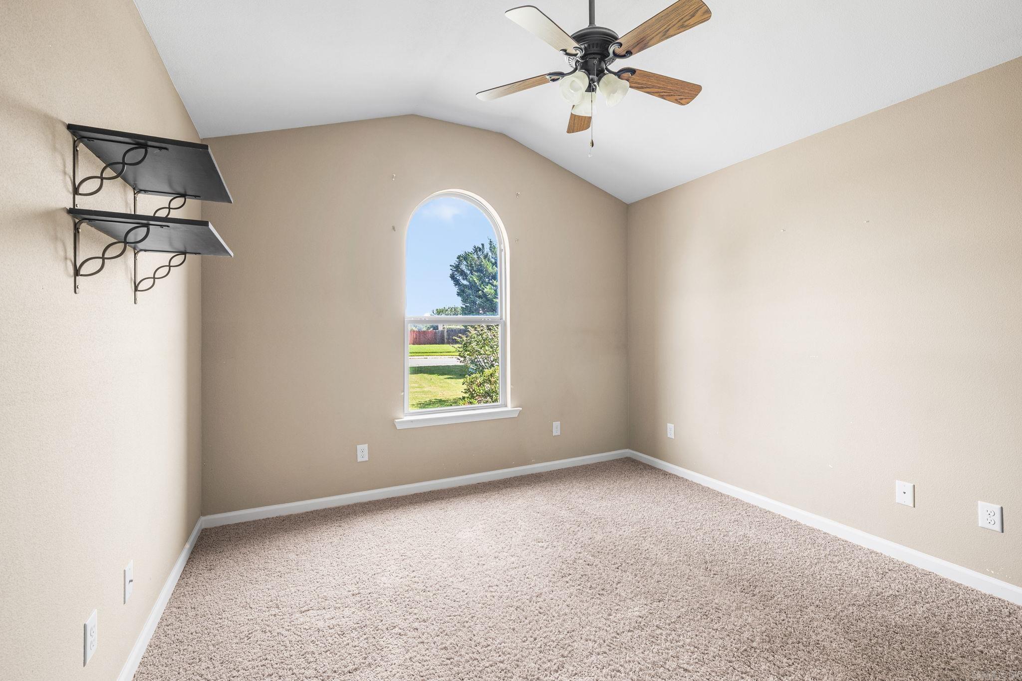 913 Mesquite Trail Property Photo 27