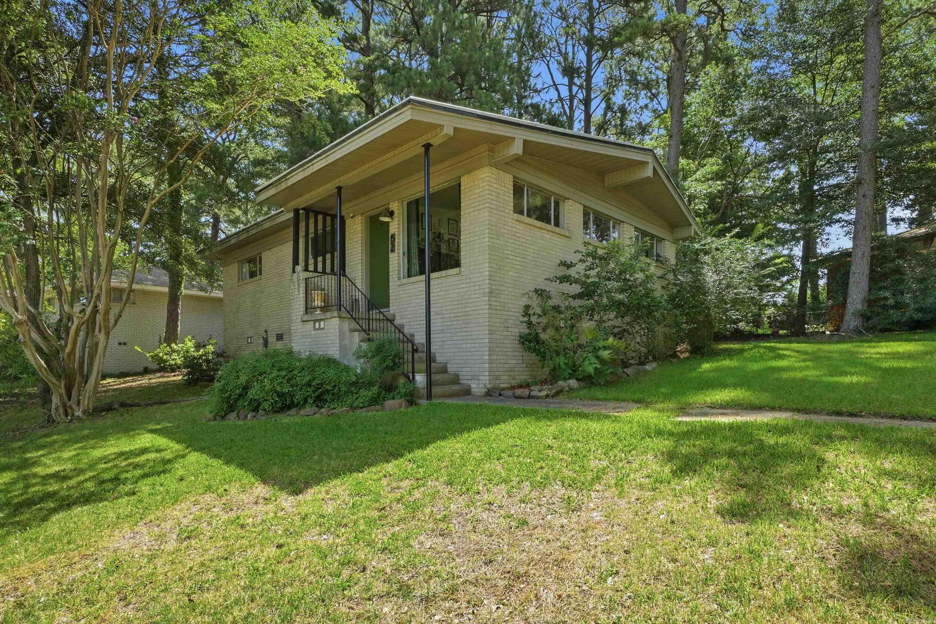 62 Glenmere Drive Property Photo 1