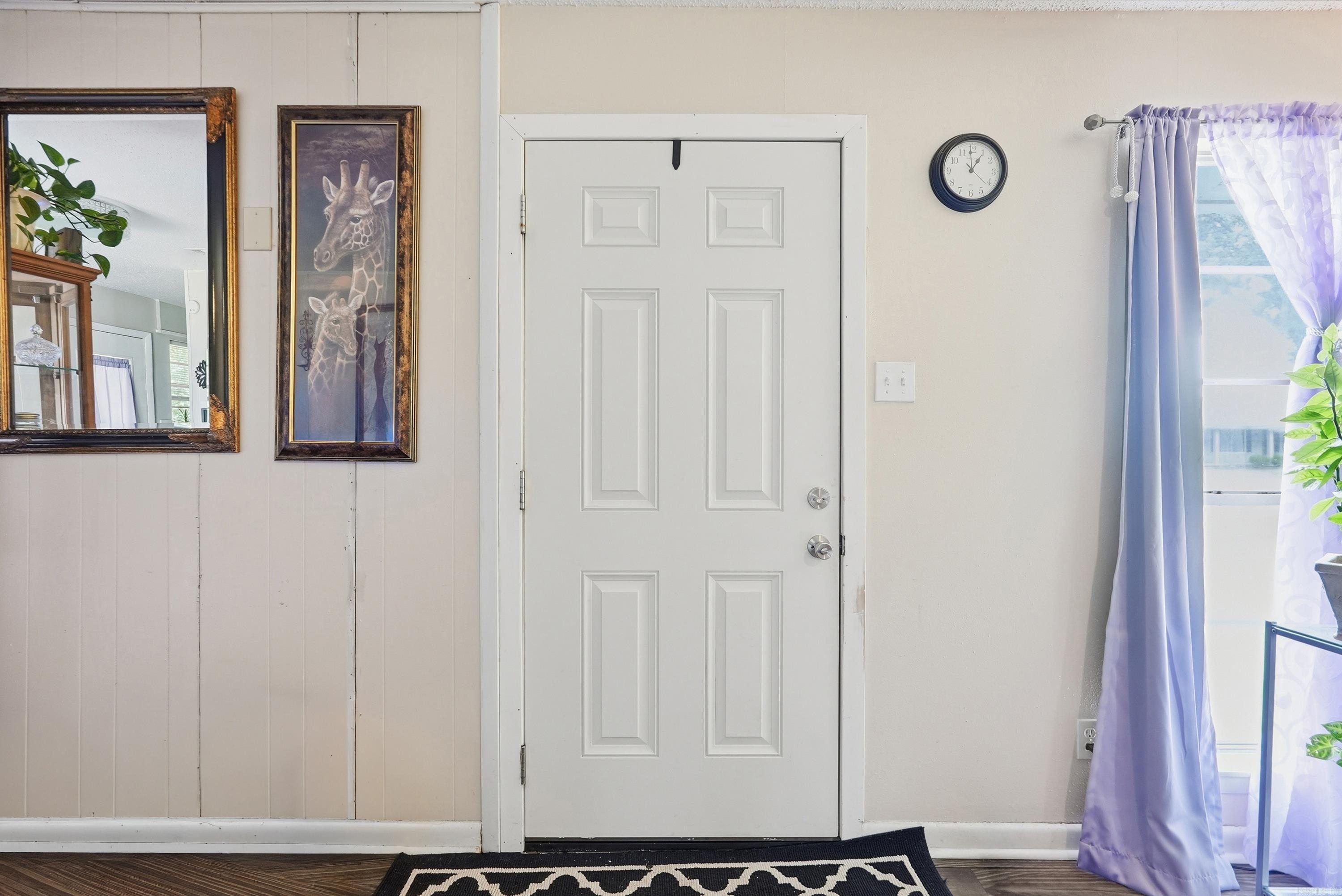 3 E Laramie Drive Property Photo 6