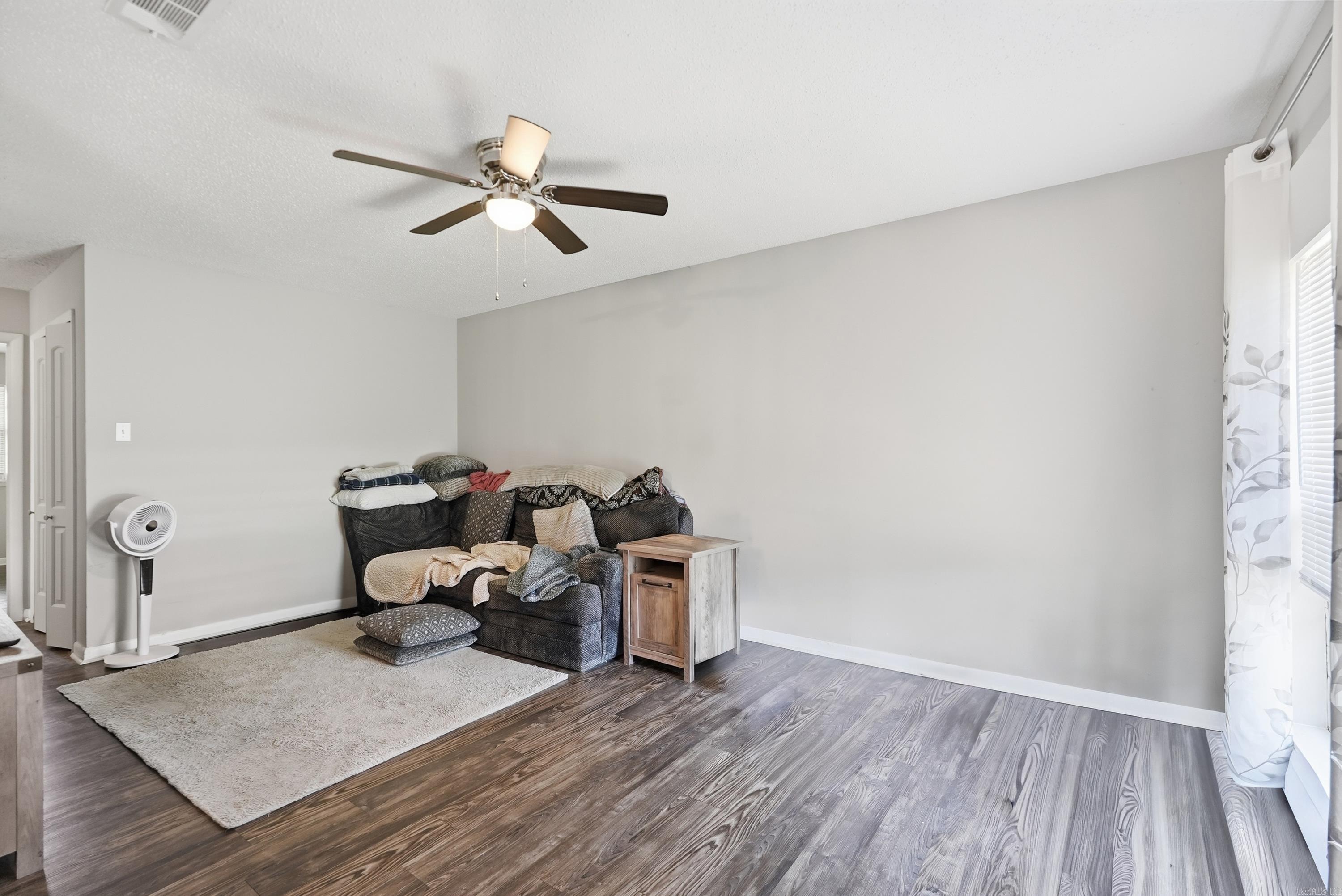 3 E Laramie Drive Property Photo 27