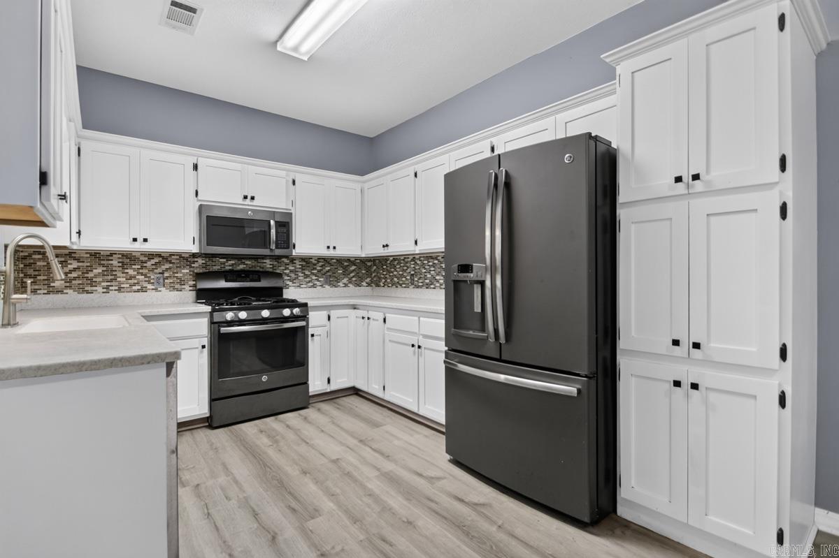26 Bent Tree Drive Property Photo 8