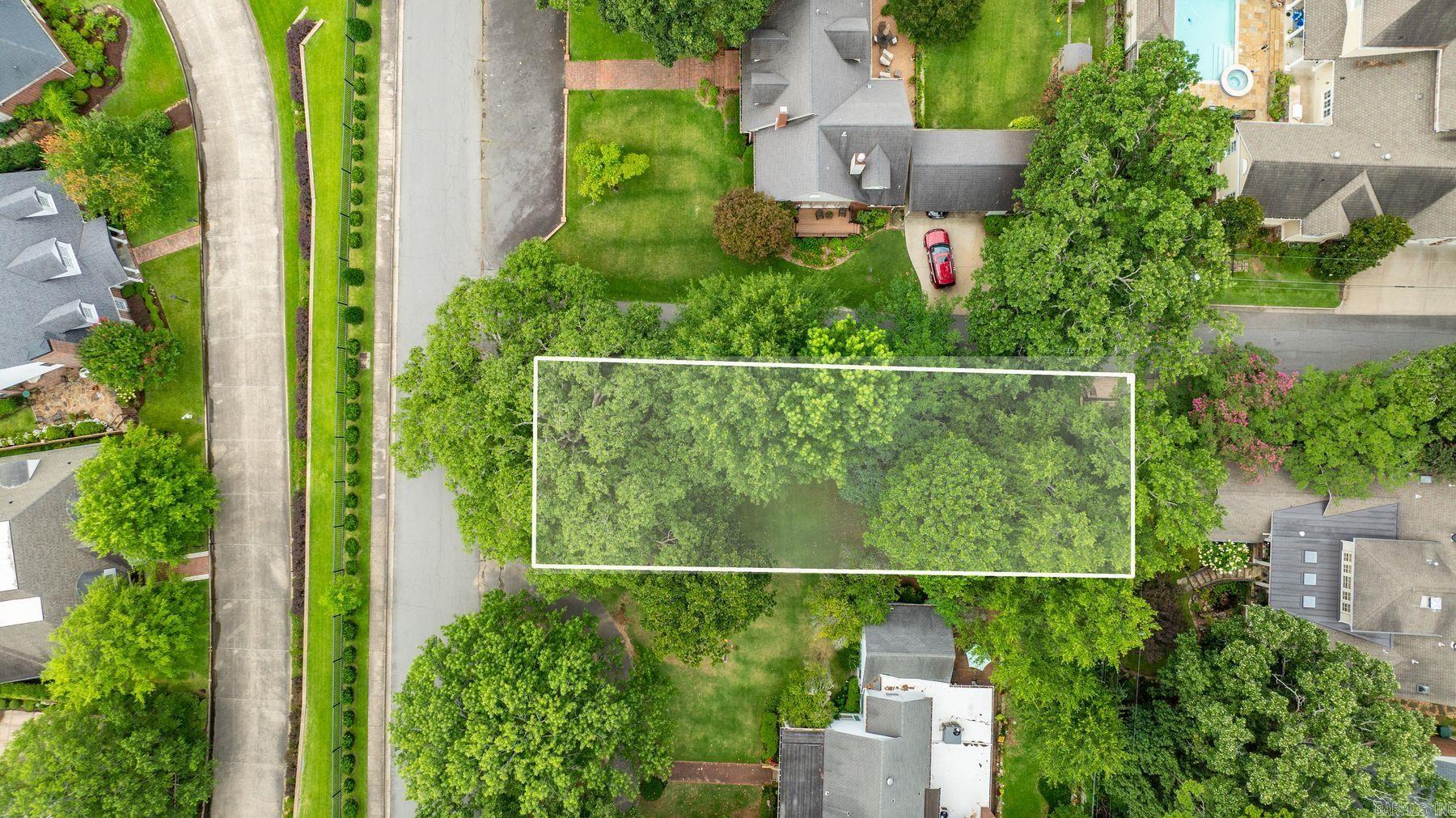 2500 N Taylor St Property Photo 6